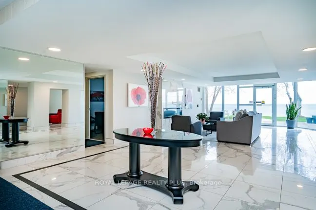 5280 LAKESHORE Road, #1107