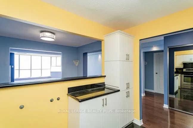 5280 LAKESHORE Road, #1107