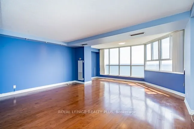 5280 LAKESHORE Road, #1107