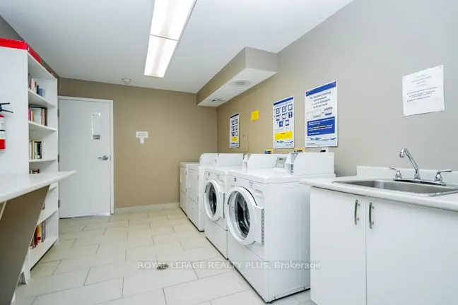 5280 LAKESHORE Road, #1107