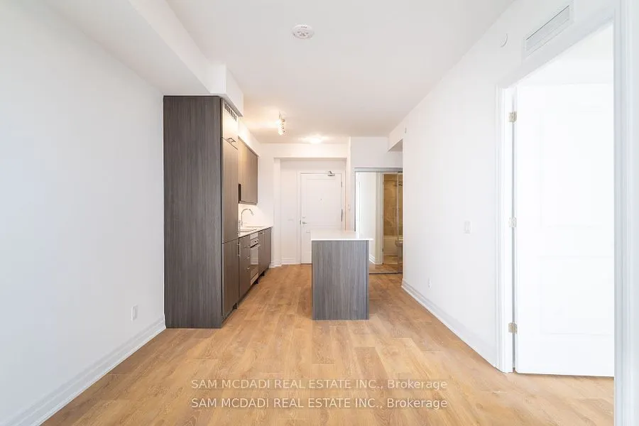 30 Elm Drive, #2709