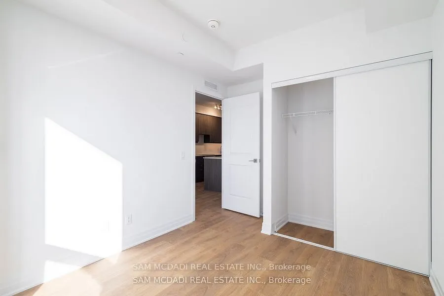30 Elm Drive, #2709