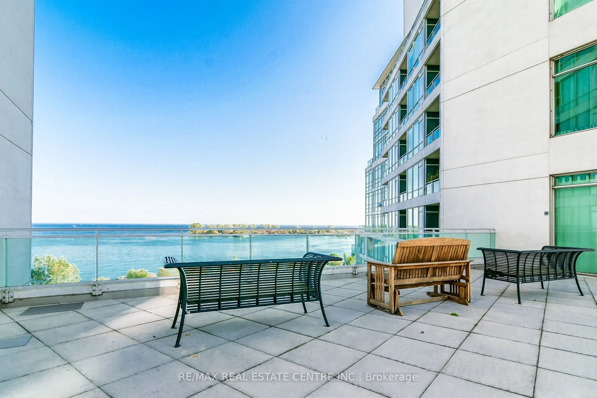 5 Marine Parade Drive #911