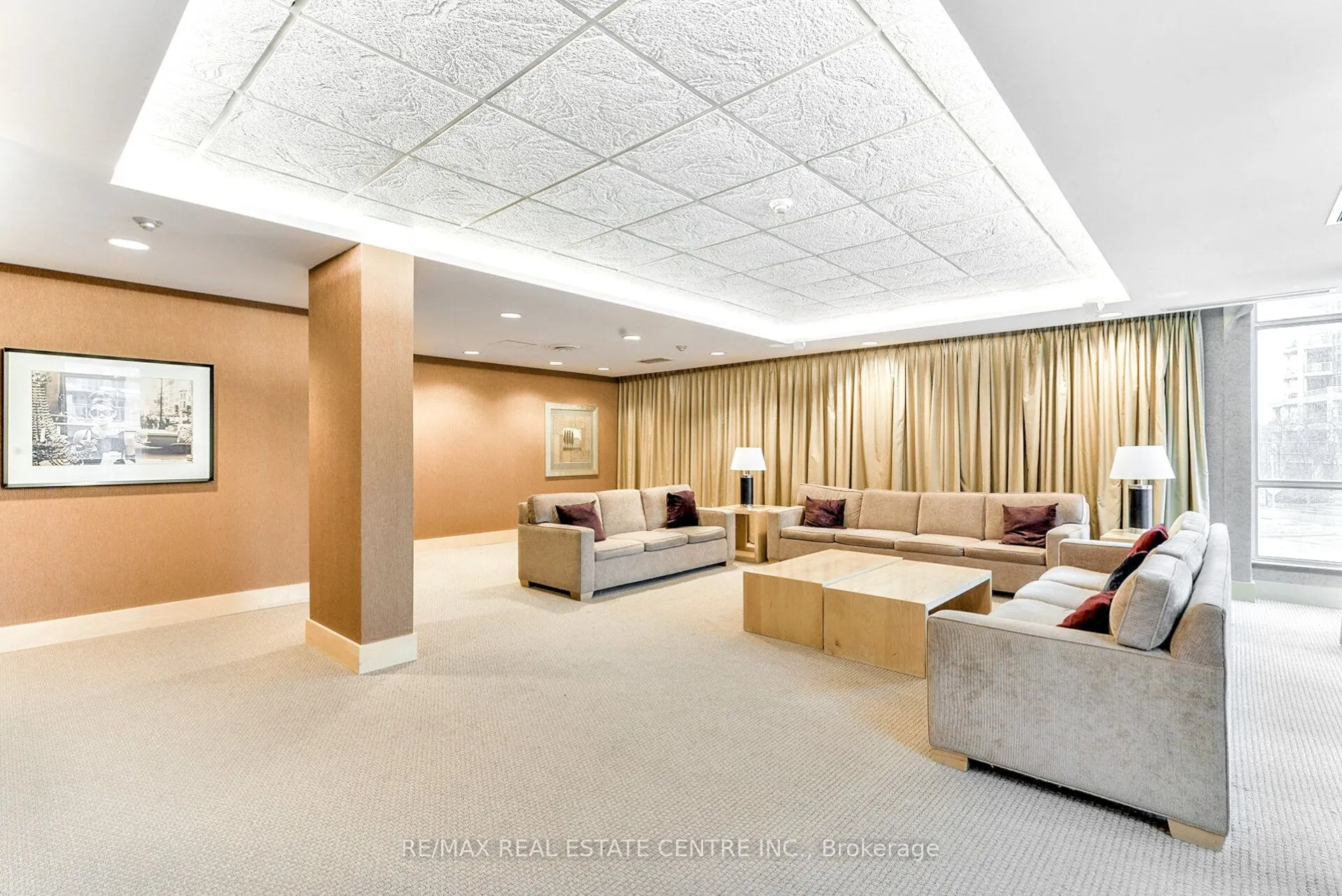 5 Marine Parade Drive #911