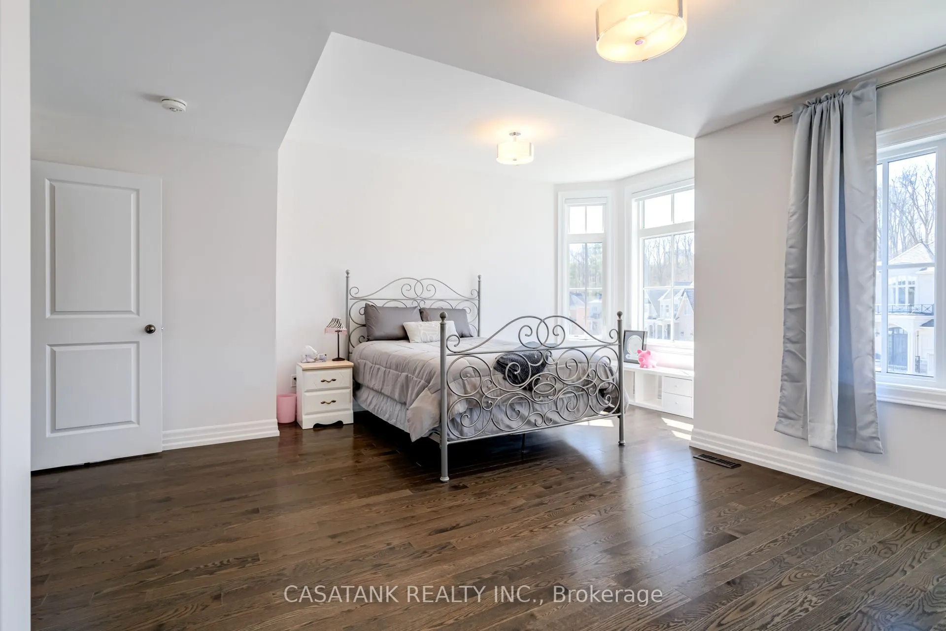 35 Foxtail Court