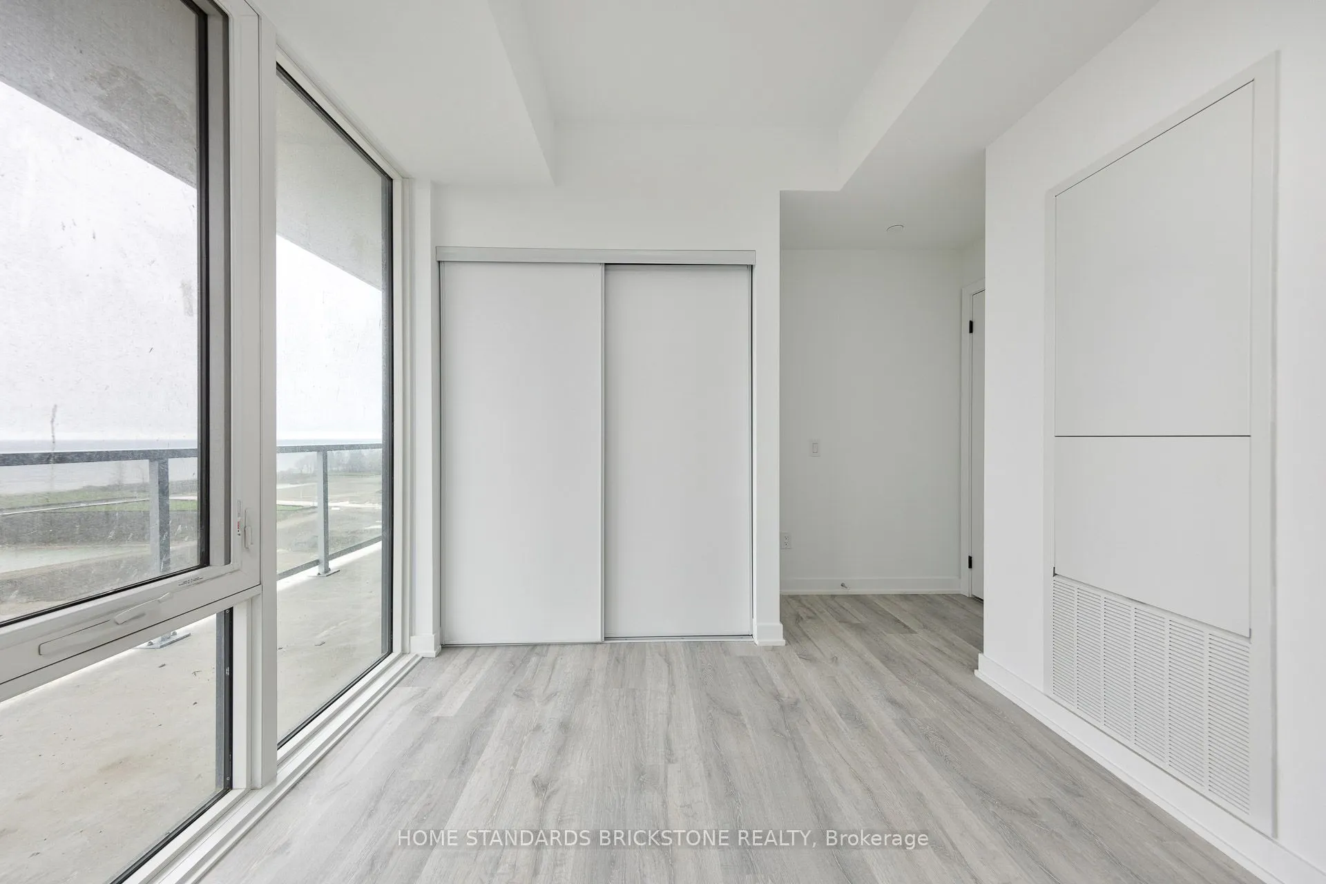 220 Missinnihe Way #1012
