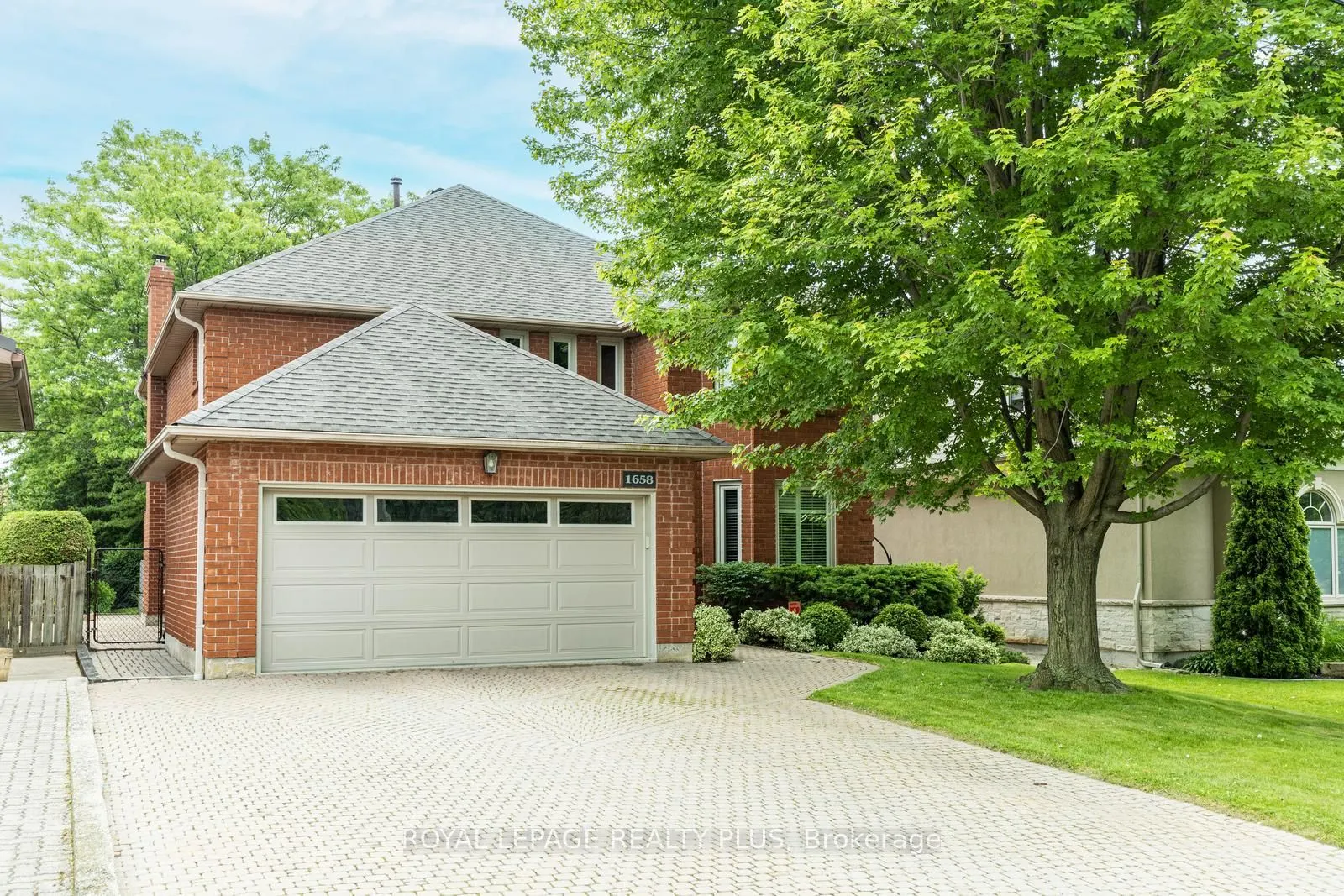 1658 Carolyn Road