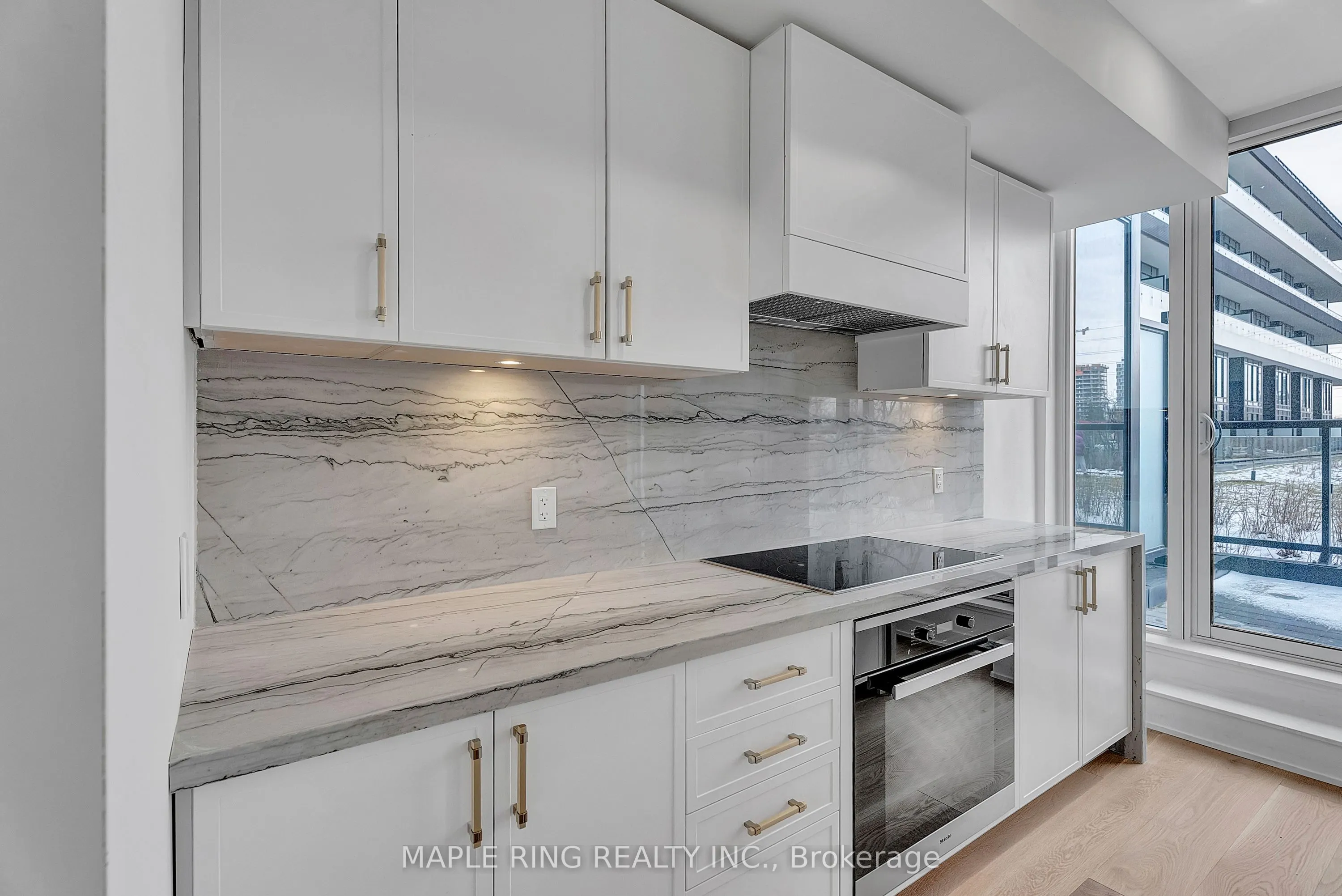2485 Taunton Road, #118