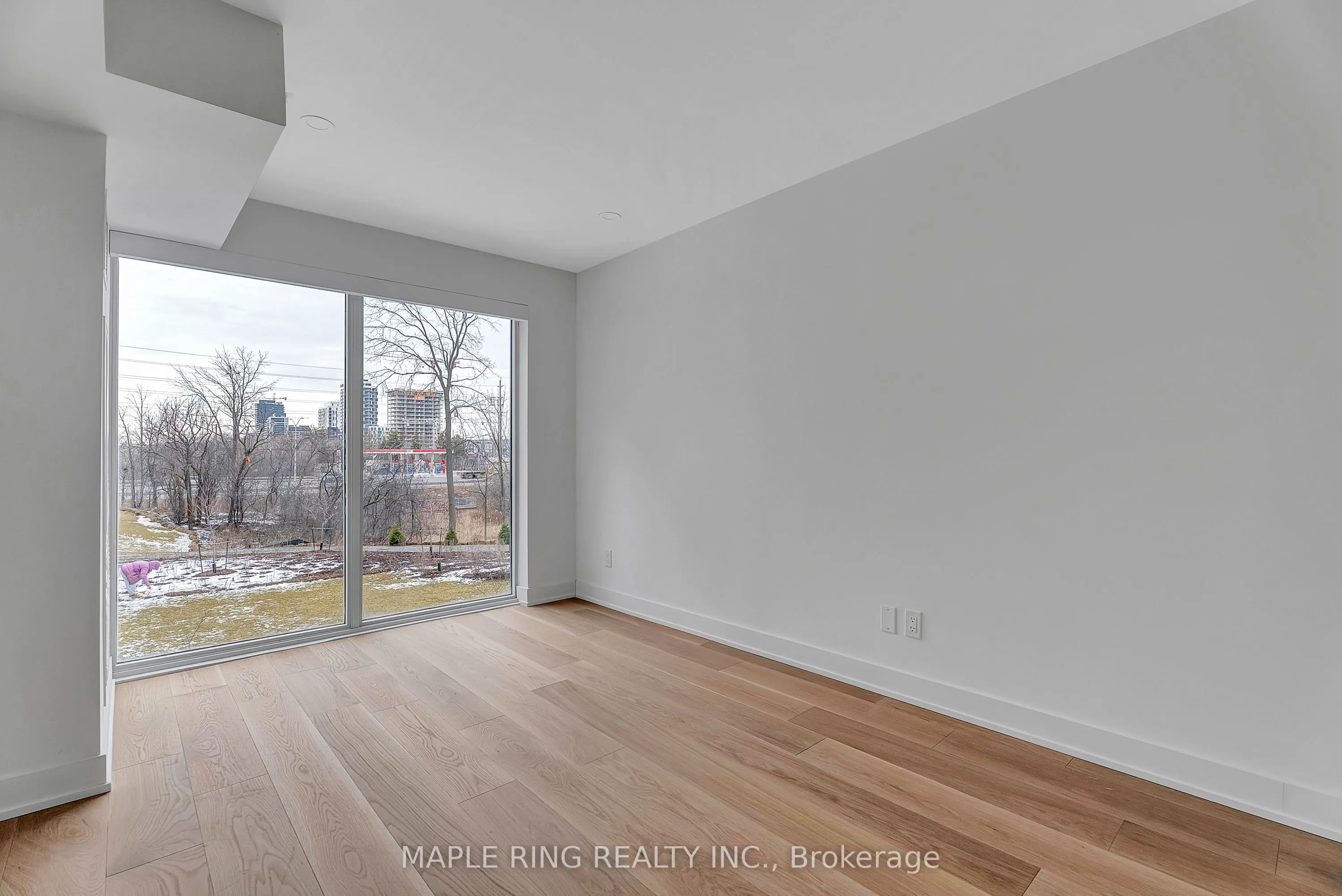 2485 Taunton Road, #118