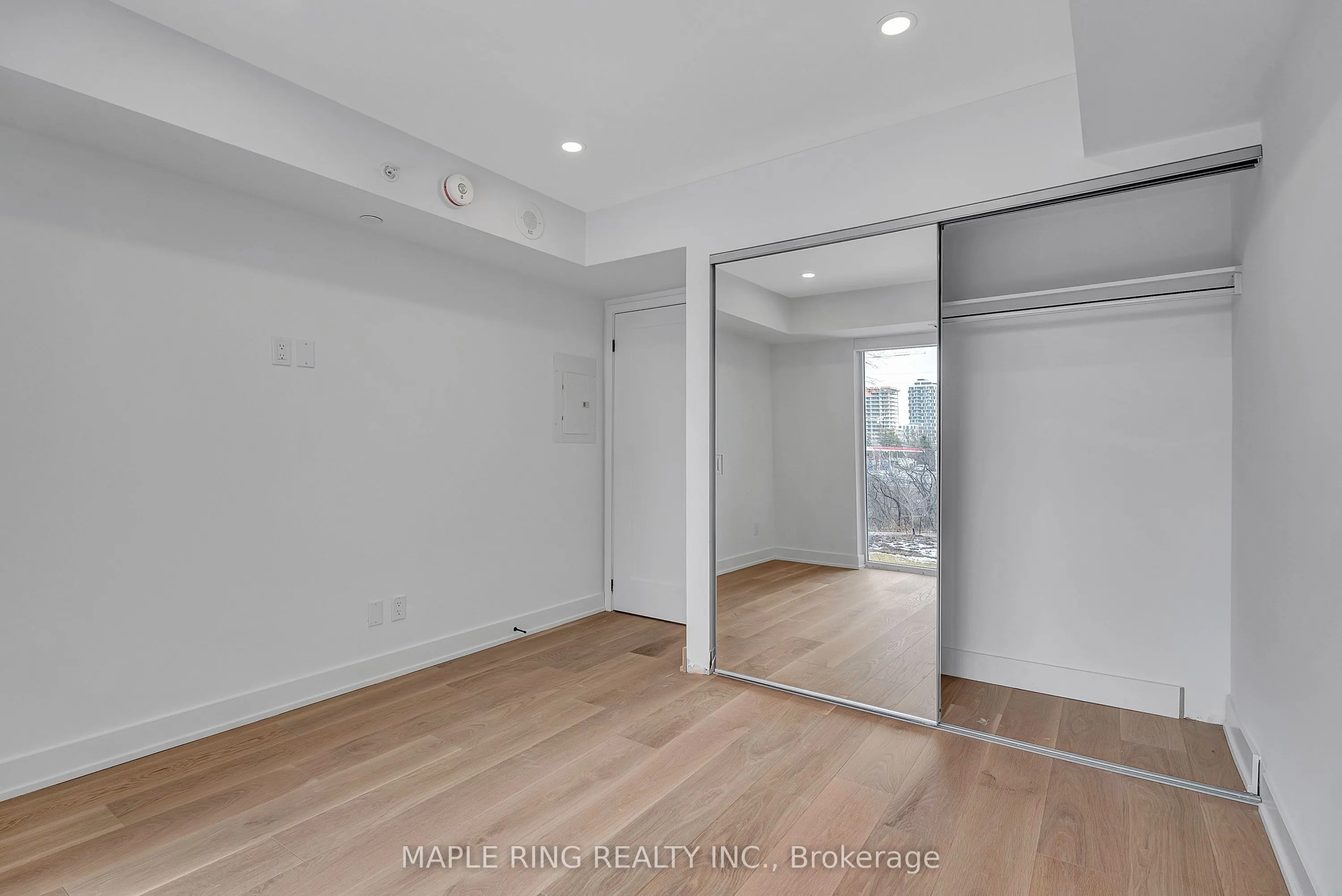 2485 Taunton Road, #118
