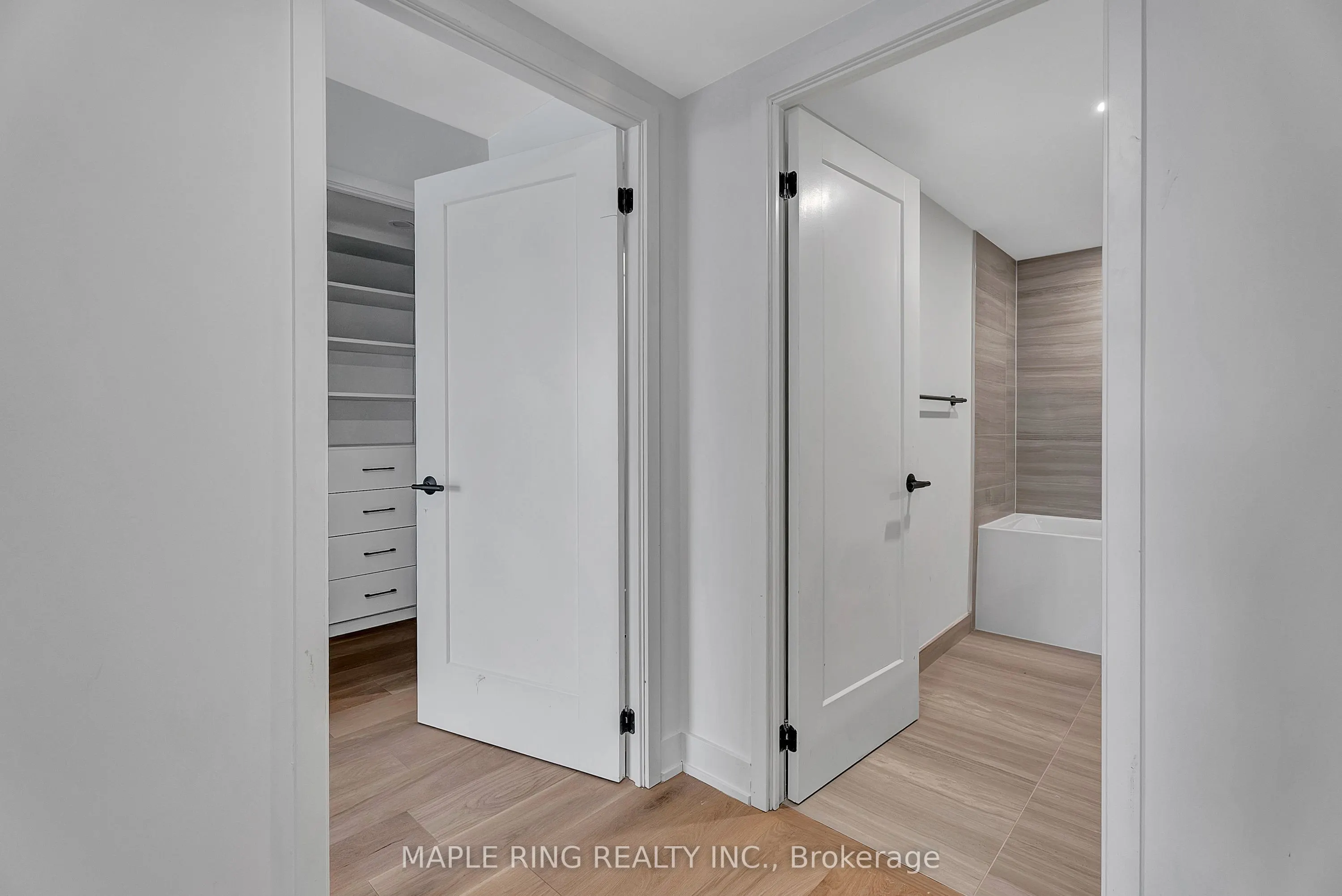 2485 Taunton Road, #118