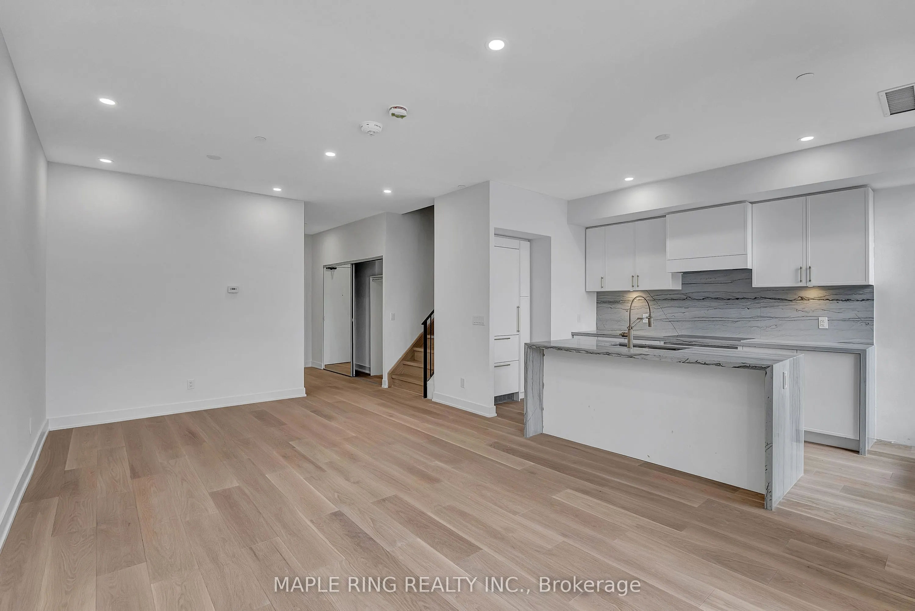 2485 Taunton Road, #118