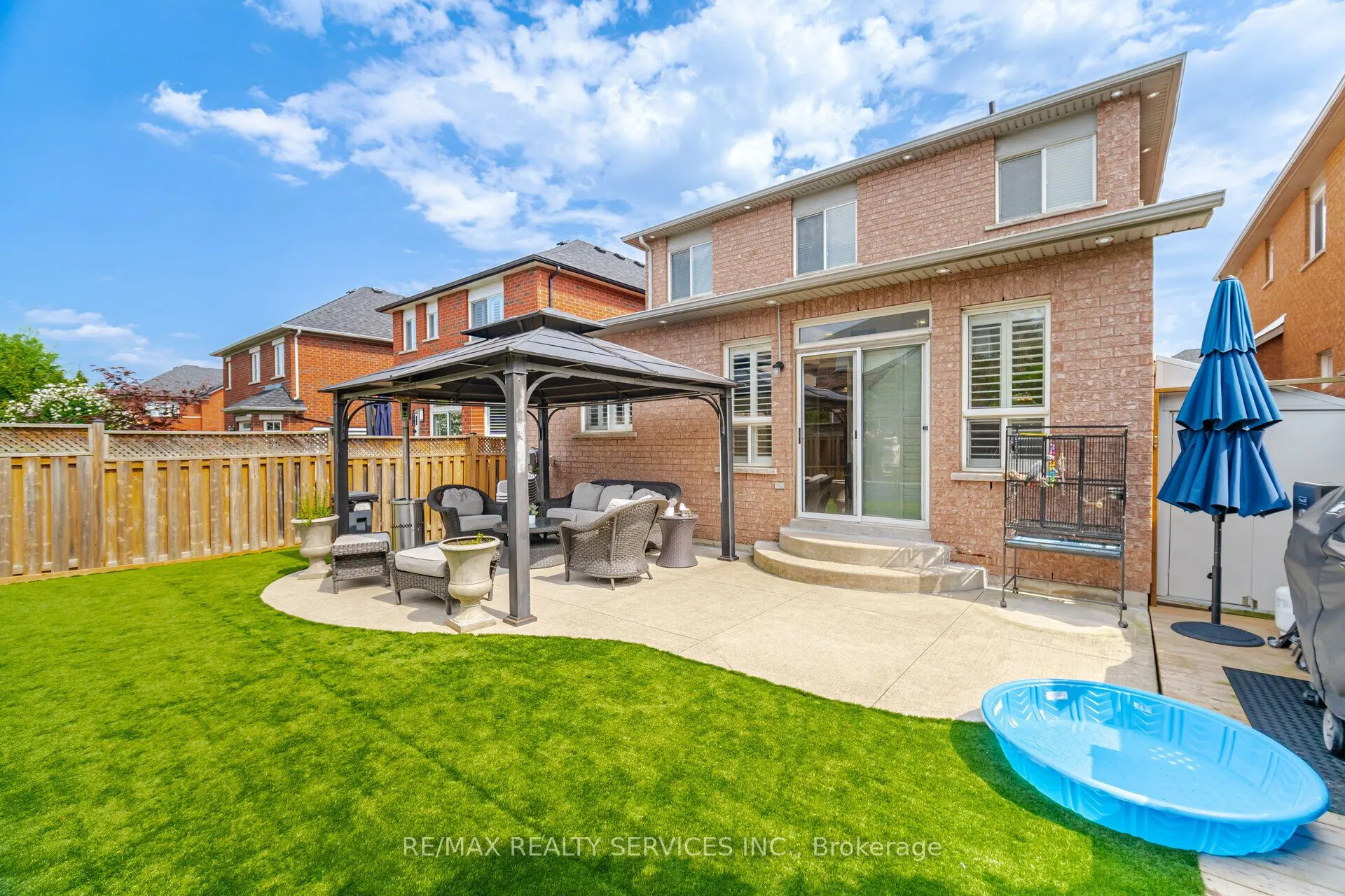 1317 Weller Cross