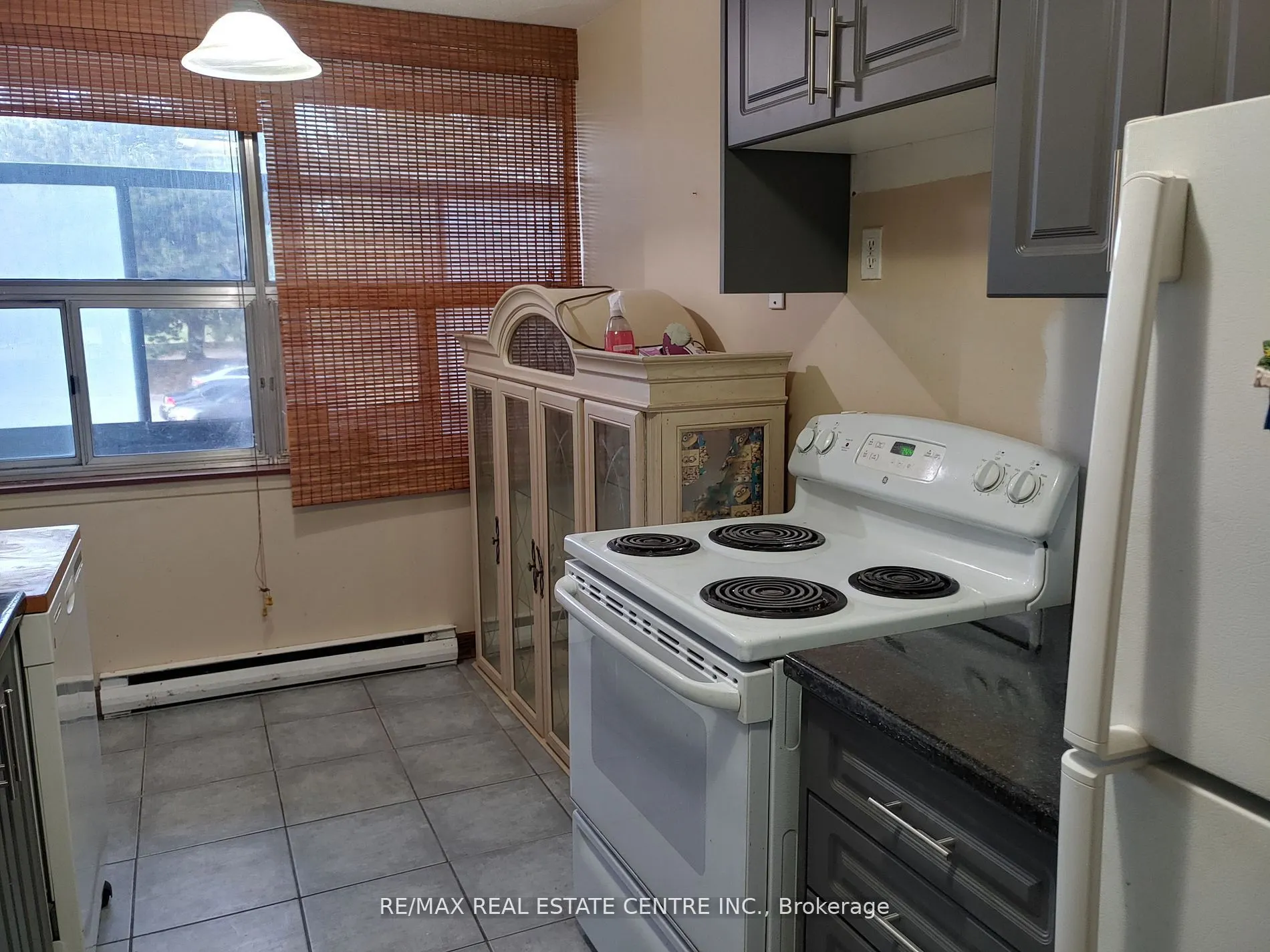 15 Kensington Road, #209