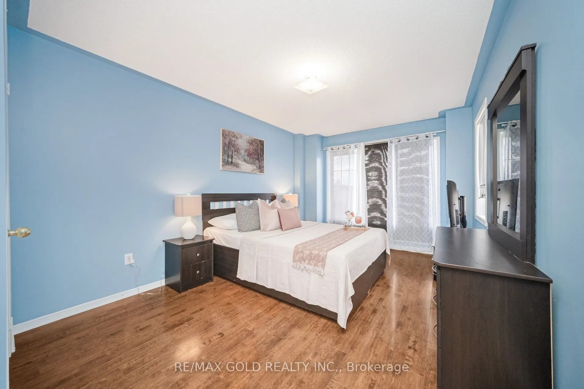 108 Black Forest Drive N