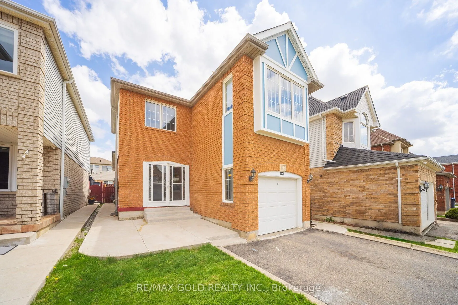 108 Black Forest Drive N