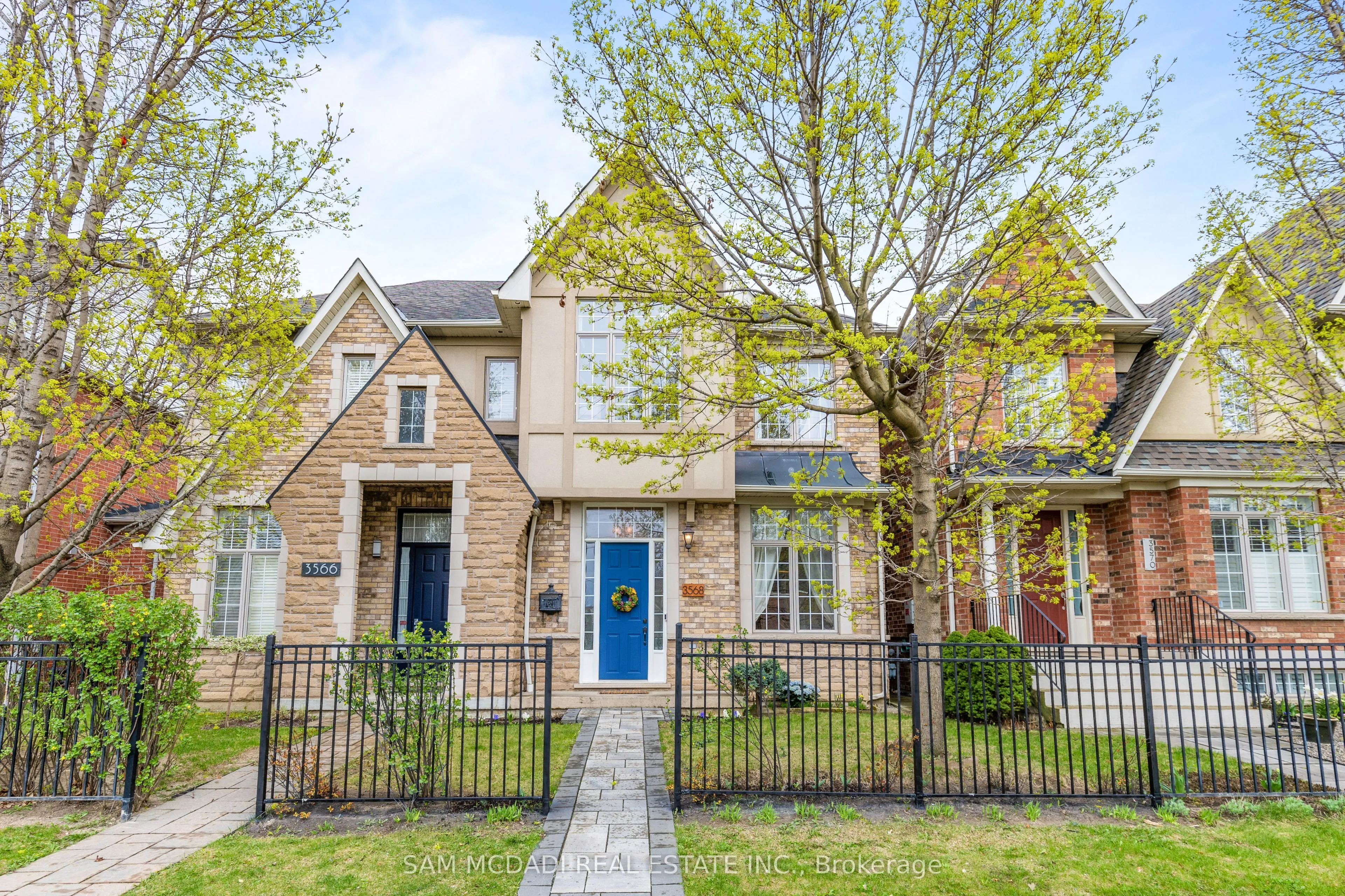 3568 Eglinton Avenue W