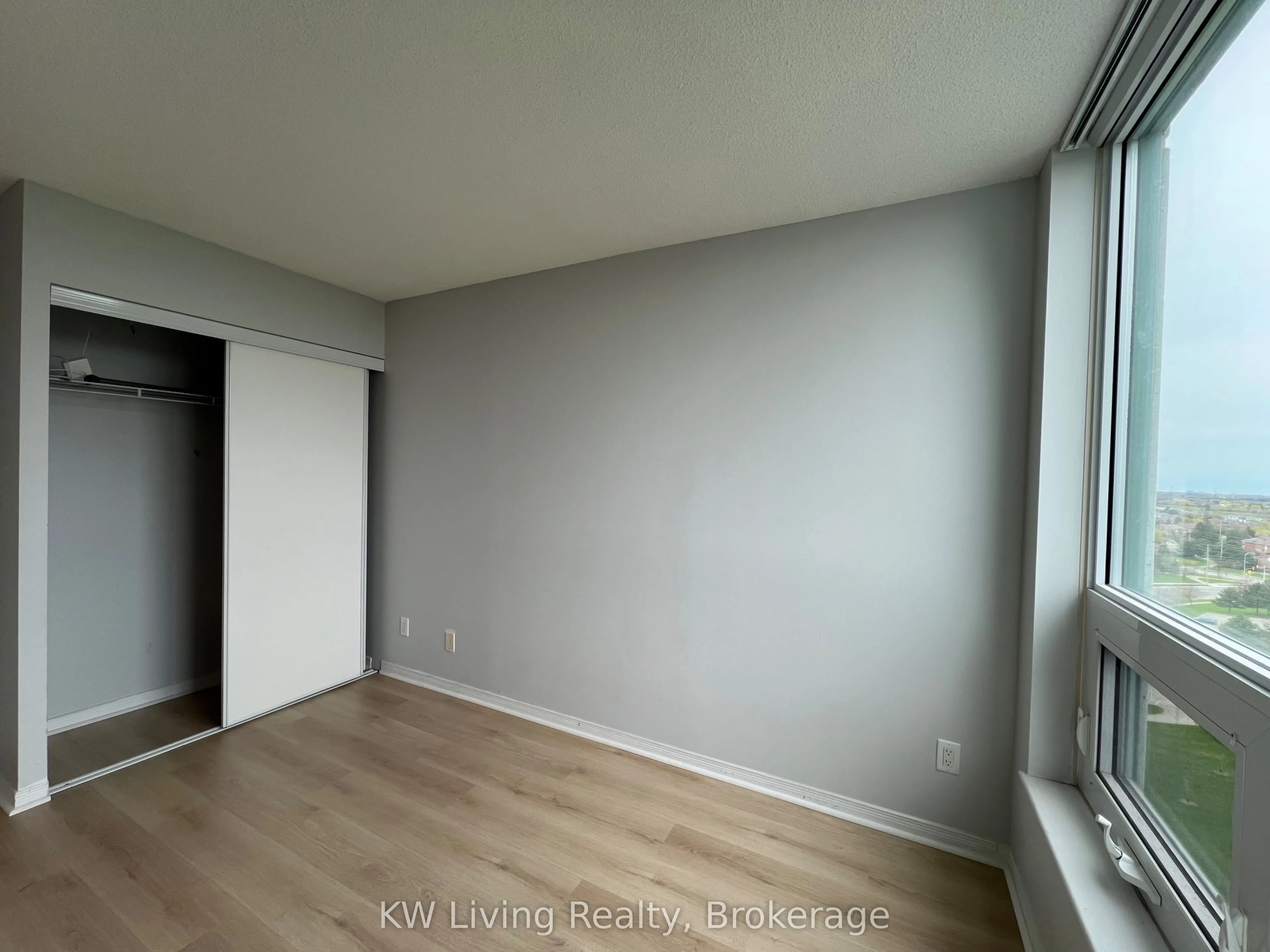 4900 Glen Erin Drive, #1505