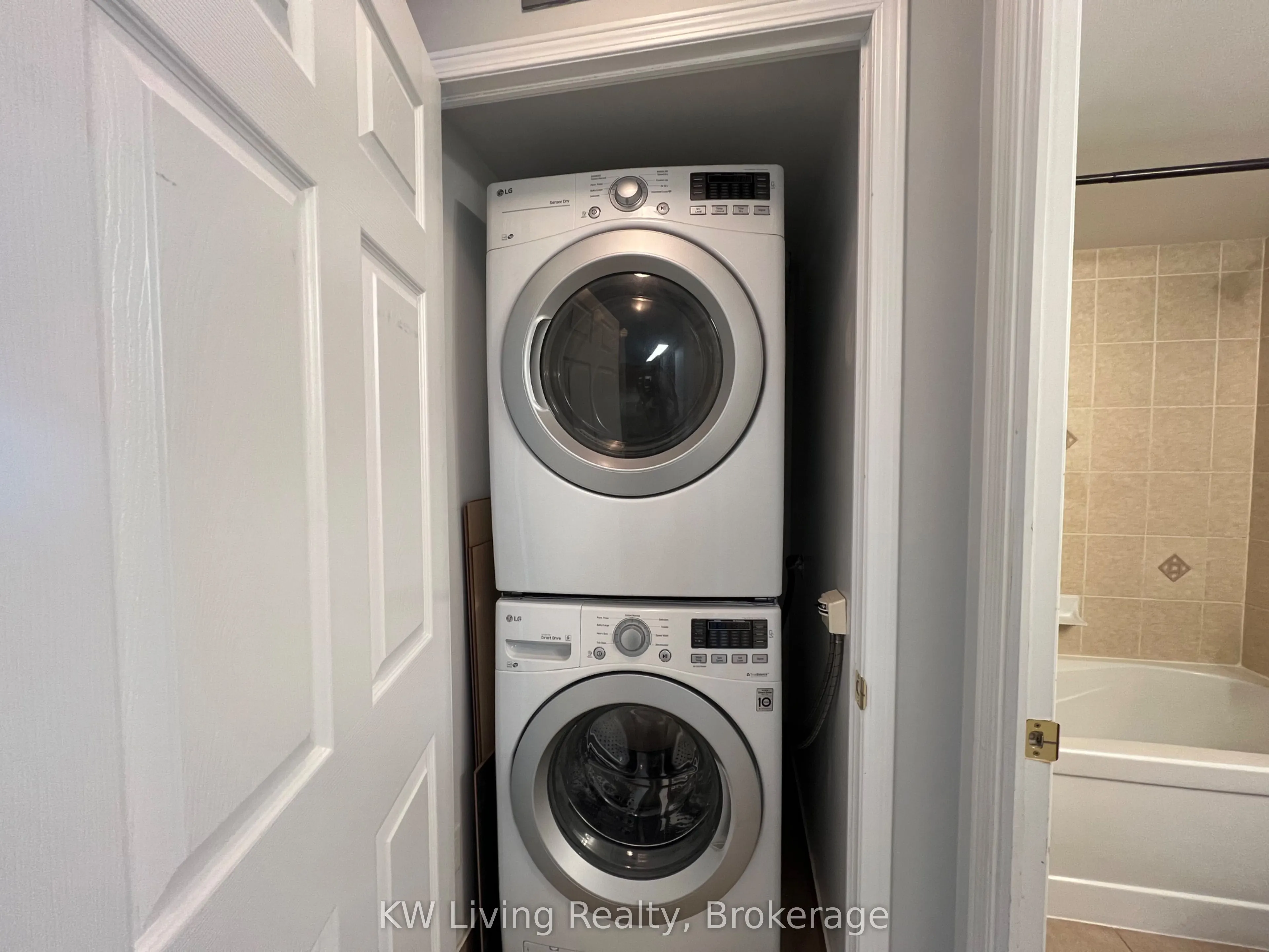 4900 Glen Erin Drive, #1505