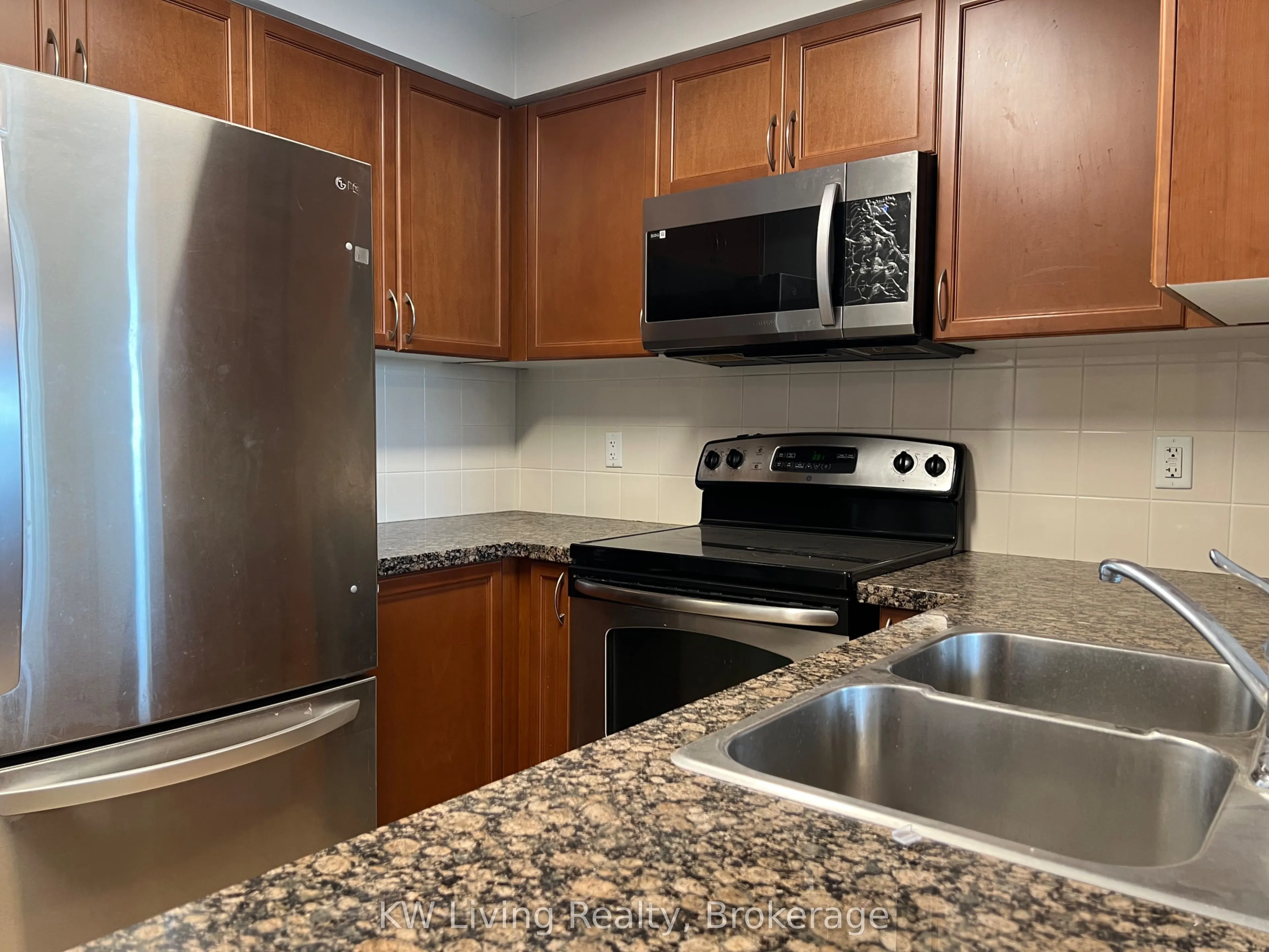 4900 Glen Erin Drive, #1505