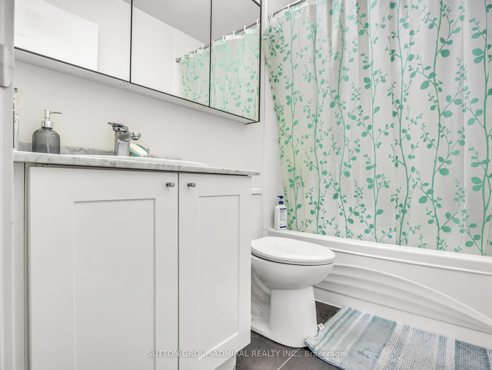 4070 Confederation Parkway, #202