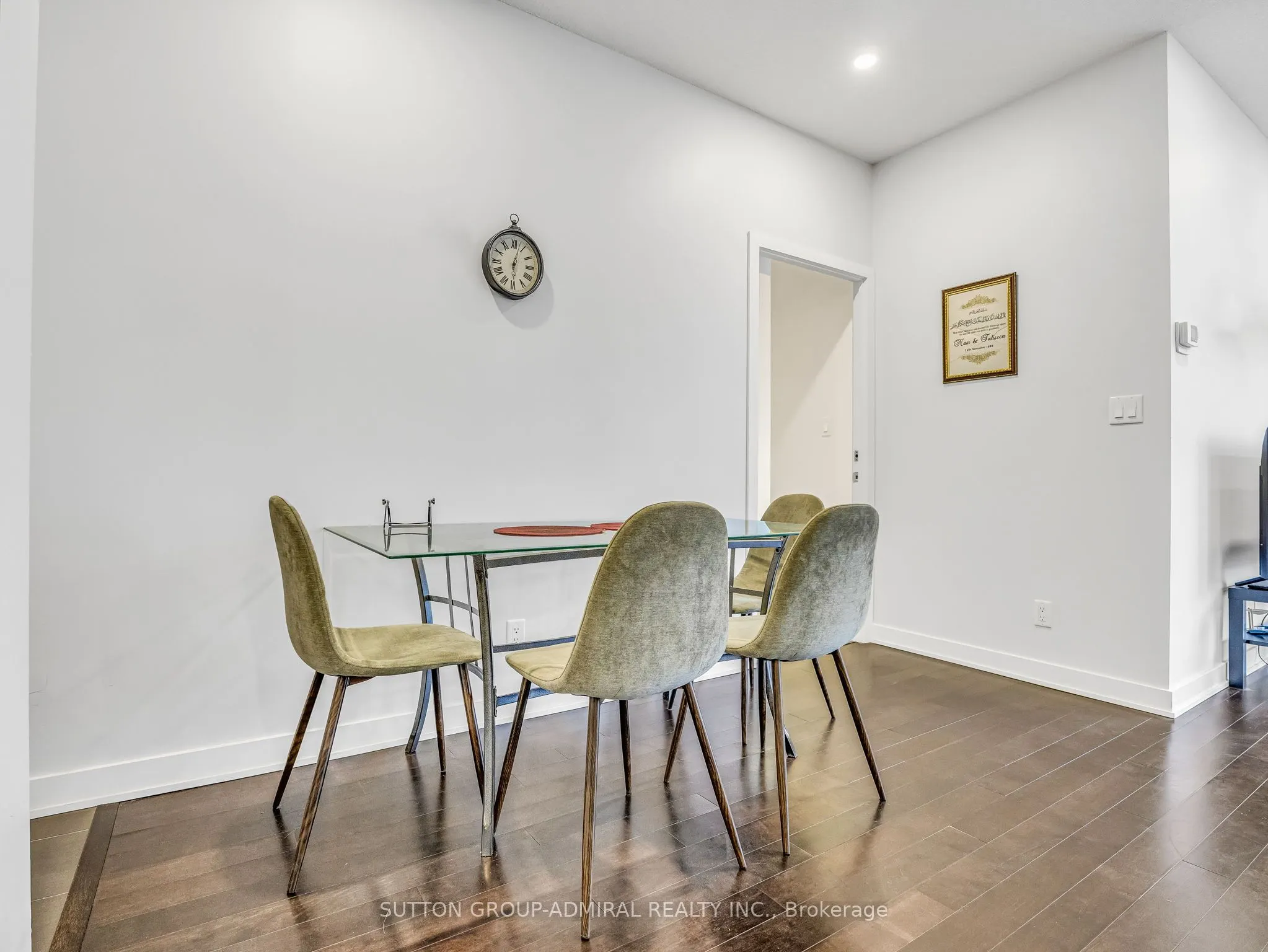 4070 Confederation Parkway, #202