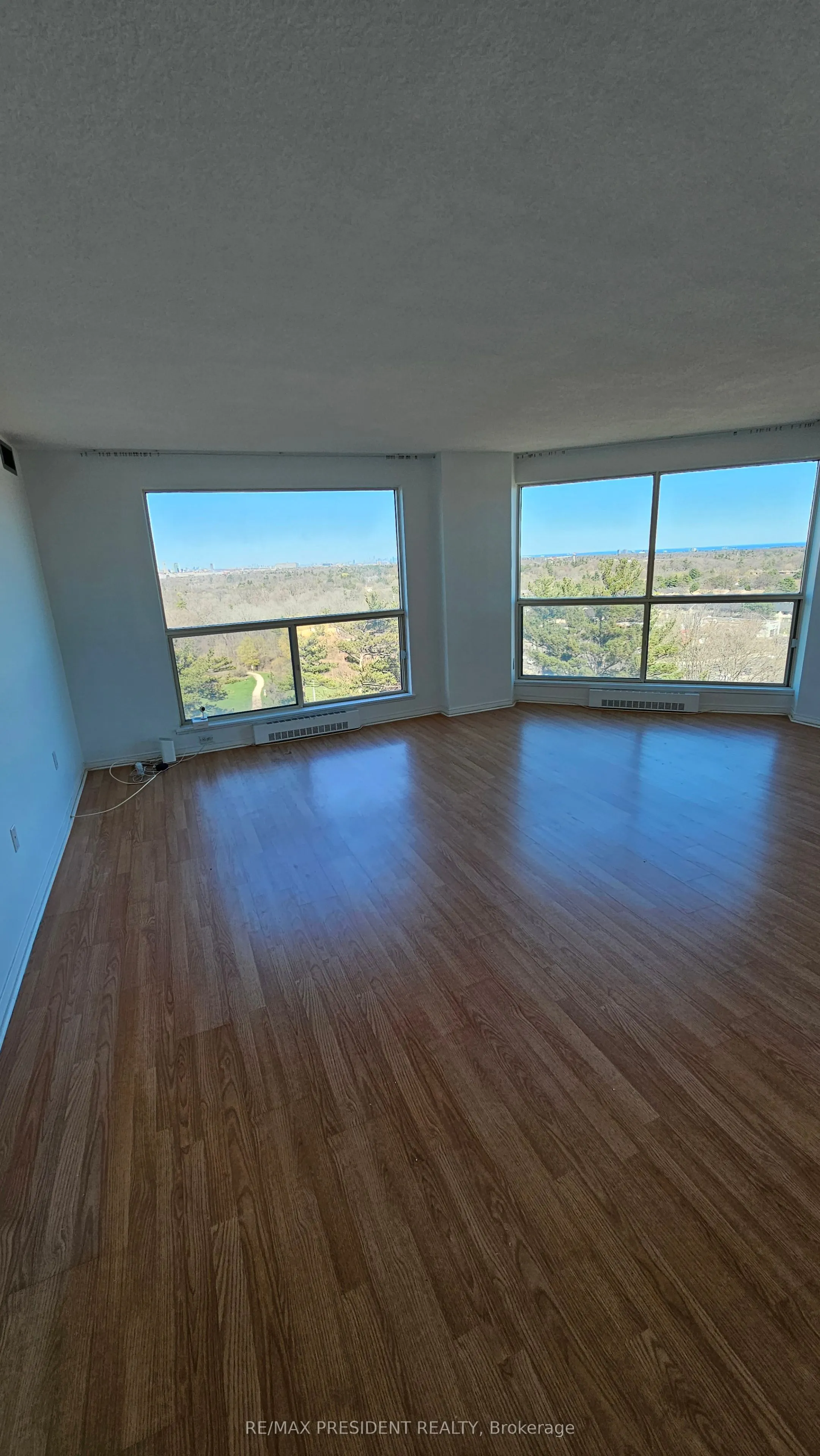 2155 Burnhamthorpe Road W, #1103