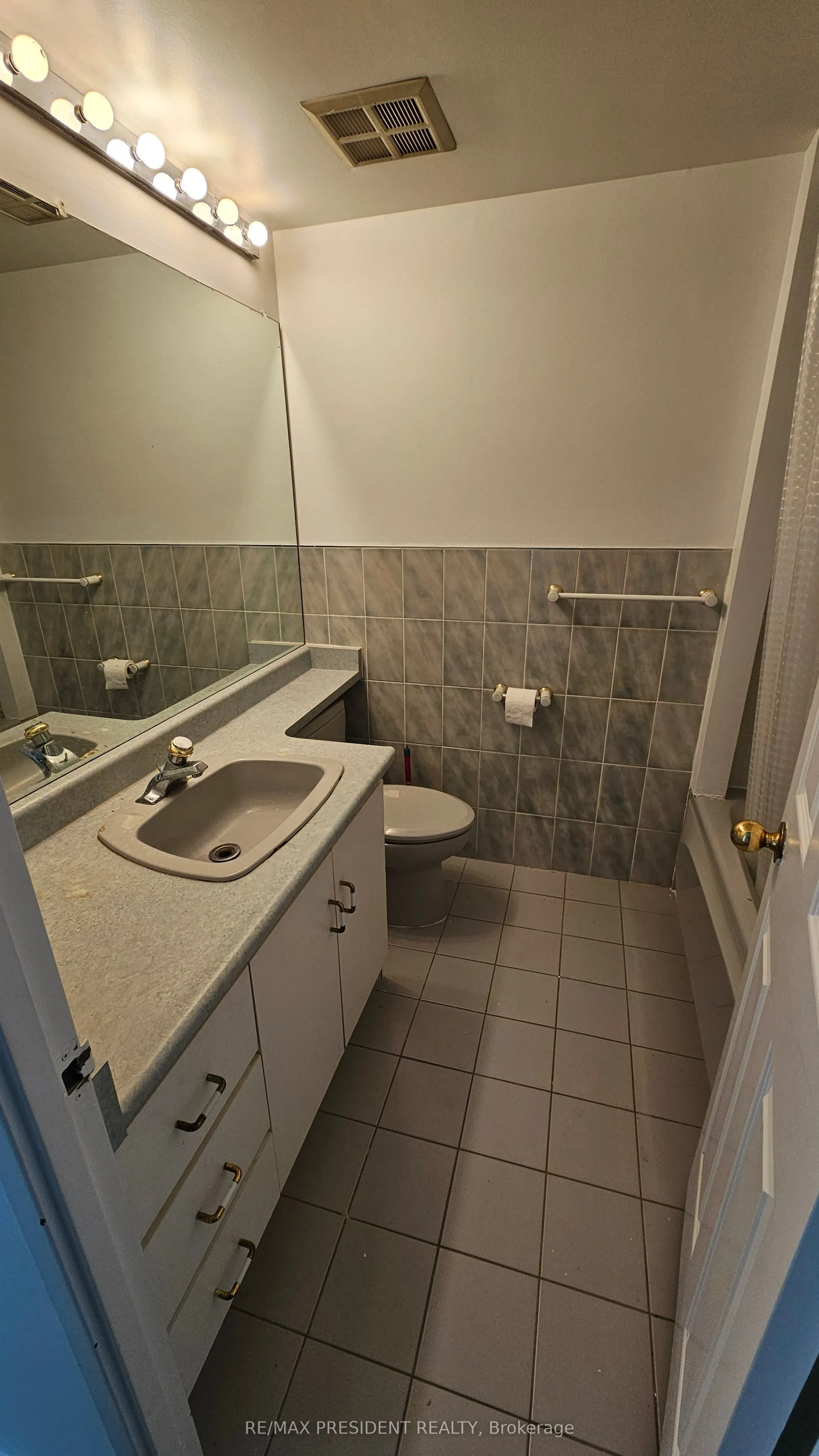 2155 Burnhamthorpe Road W, #1103