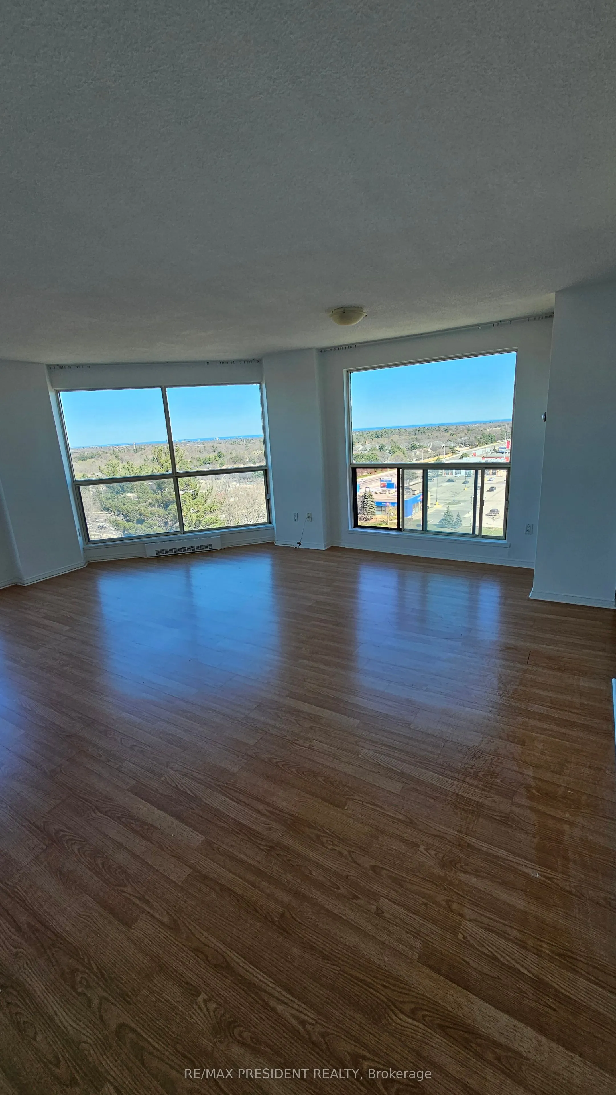 2155 Burnhamthorpe Road W, #1103