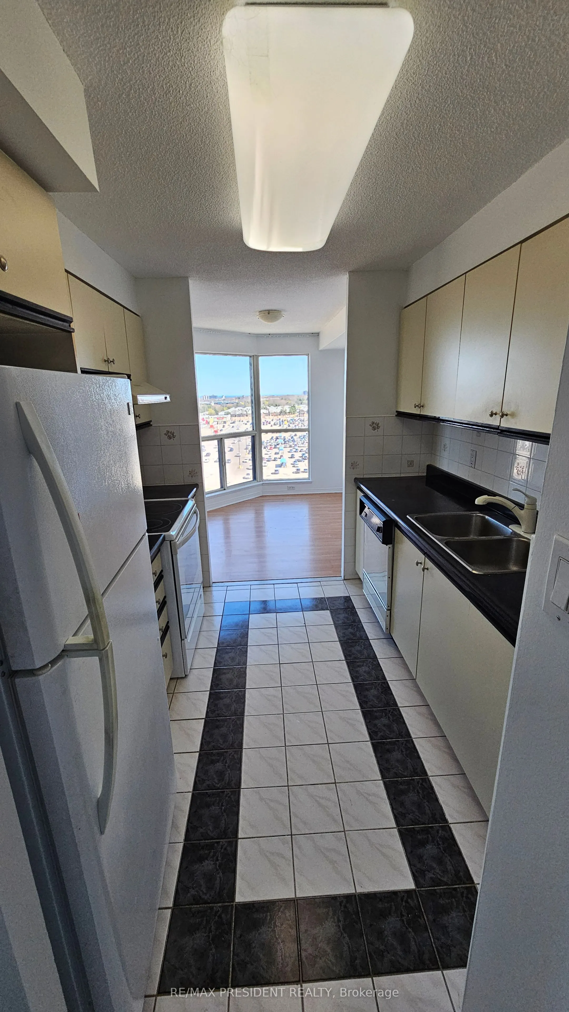 2155 Burnhamthorpe Road W, #1103