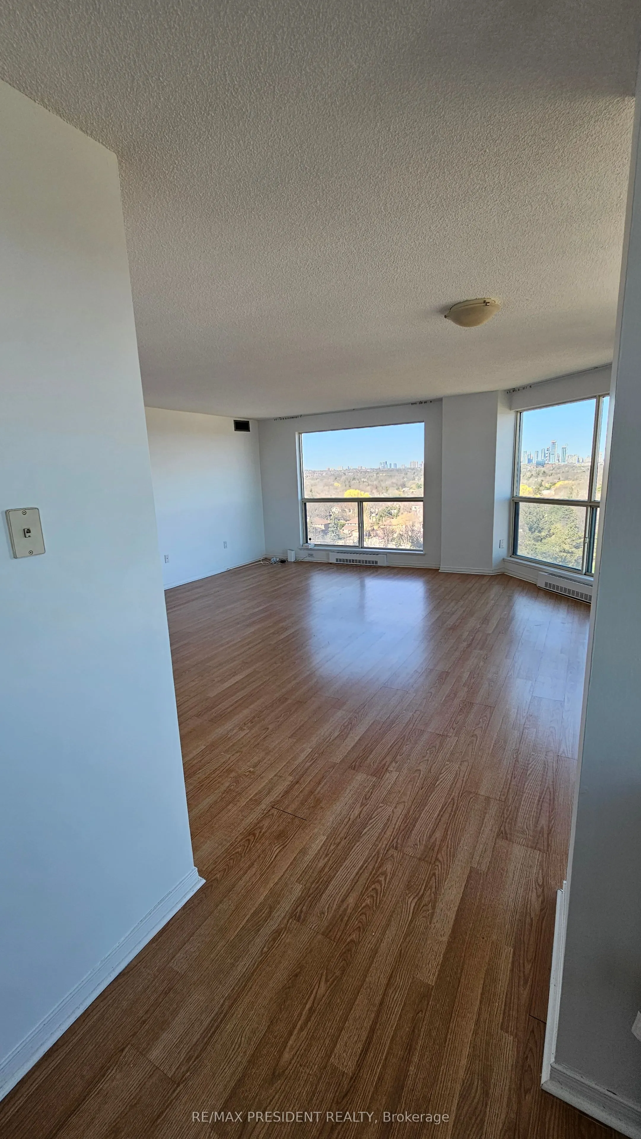 2155 Burnhamthorpe Road W, #1103