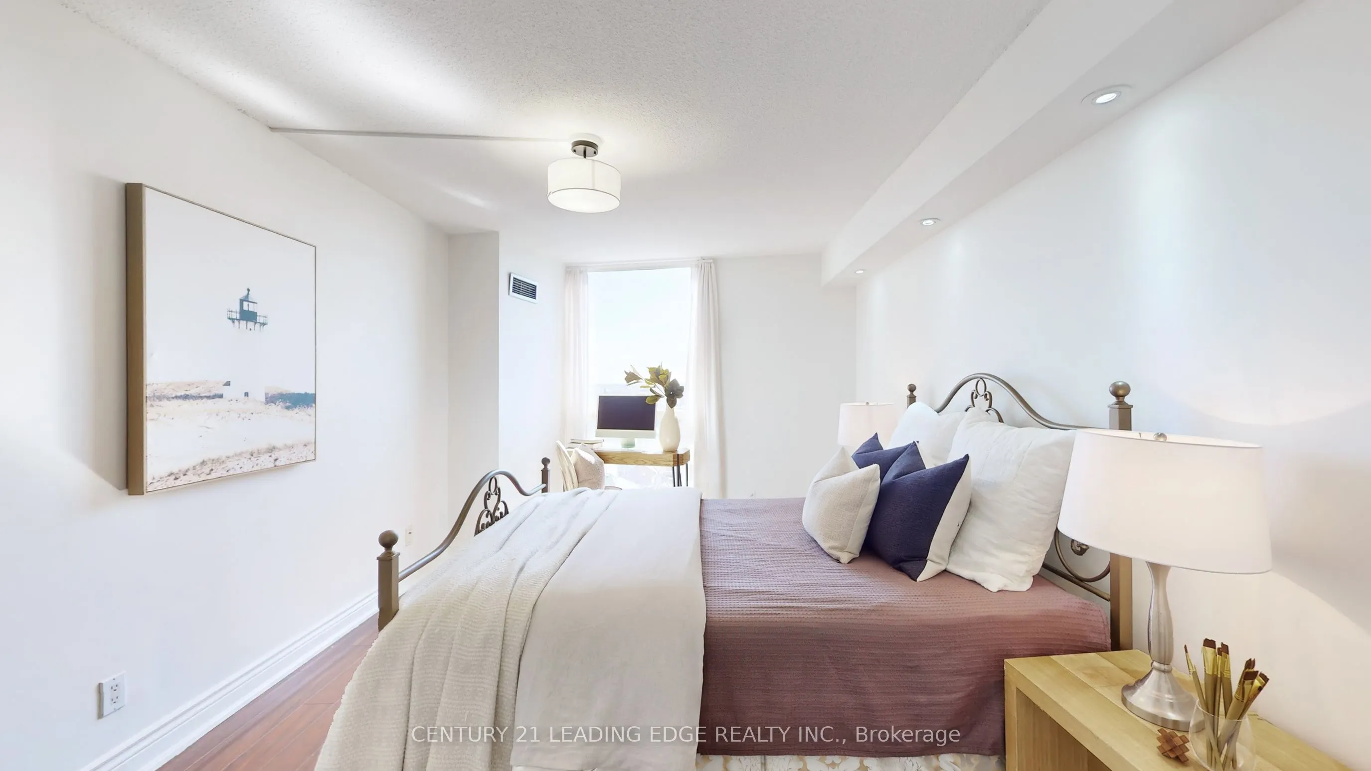 50 EGLINTON Avenue W #909