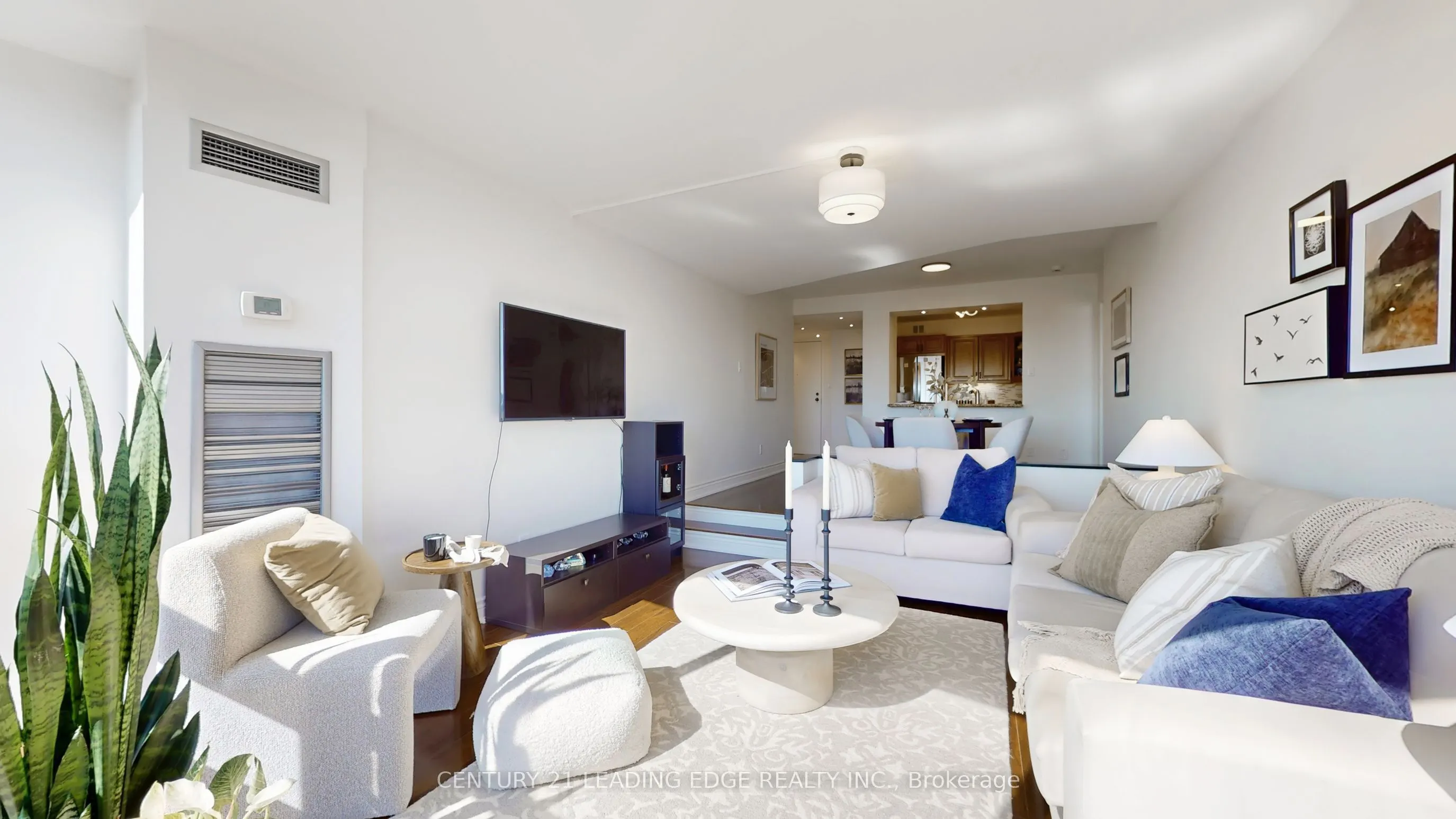 50 EGLINTON Avenue W #909