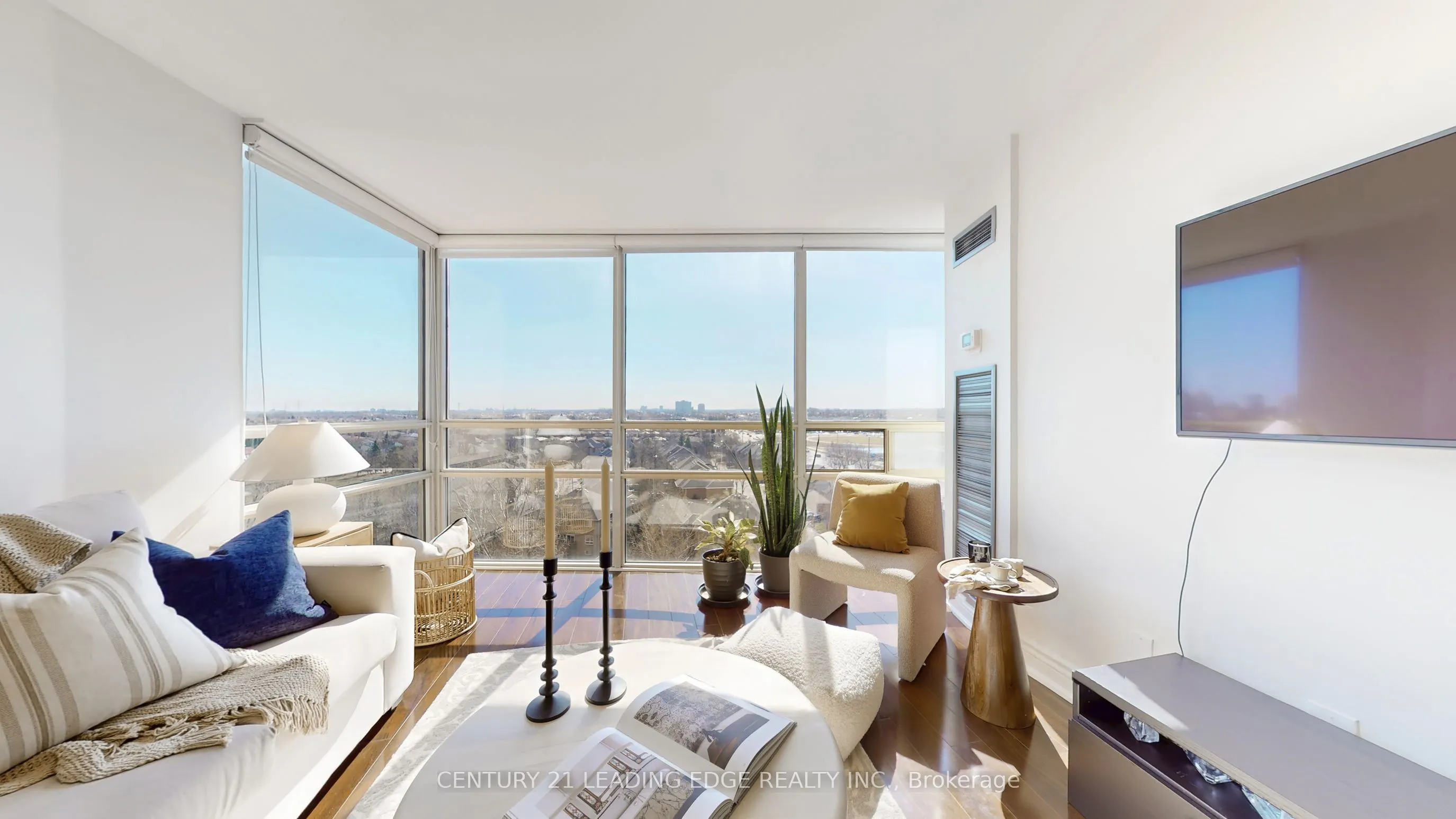 50 EGLINTON Avenue W #909