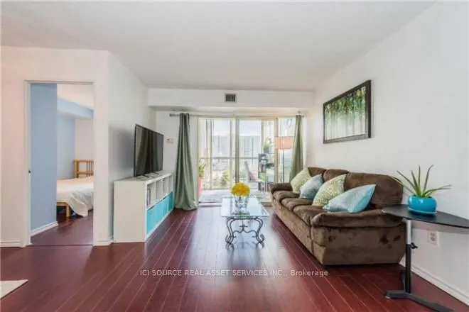 285 Enfield Place, #602