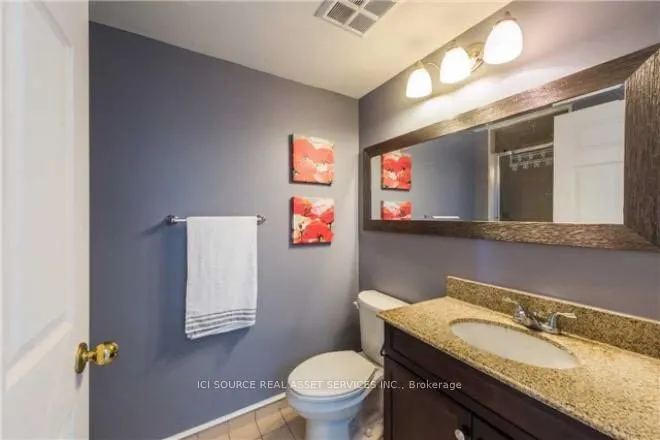 285 Enfield Place, #602