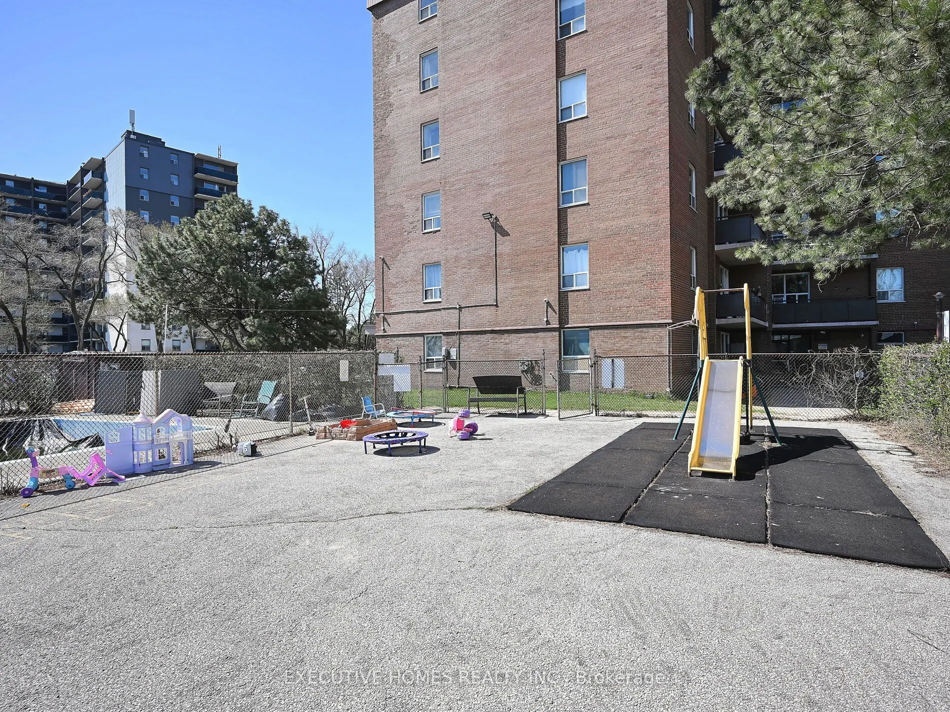 3065 Queen Frederica Drive, #1107