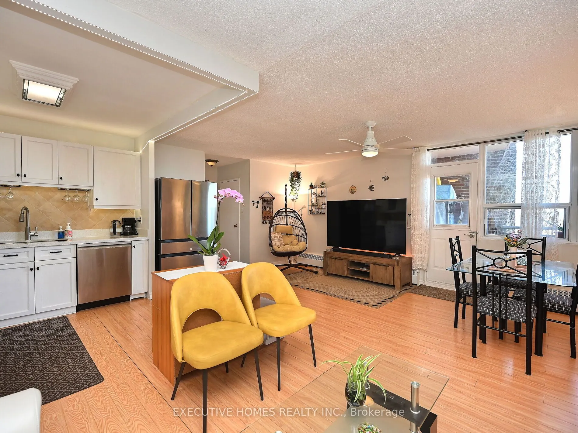 3065 Queen Frederica Drive, #1107