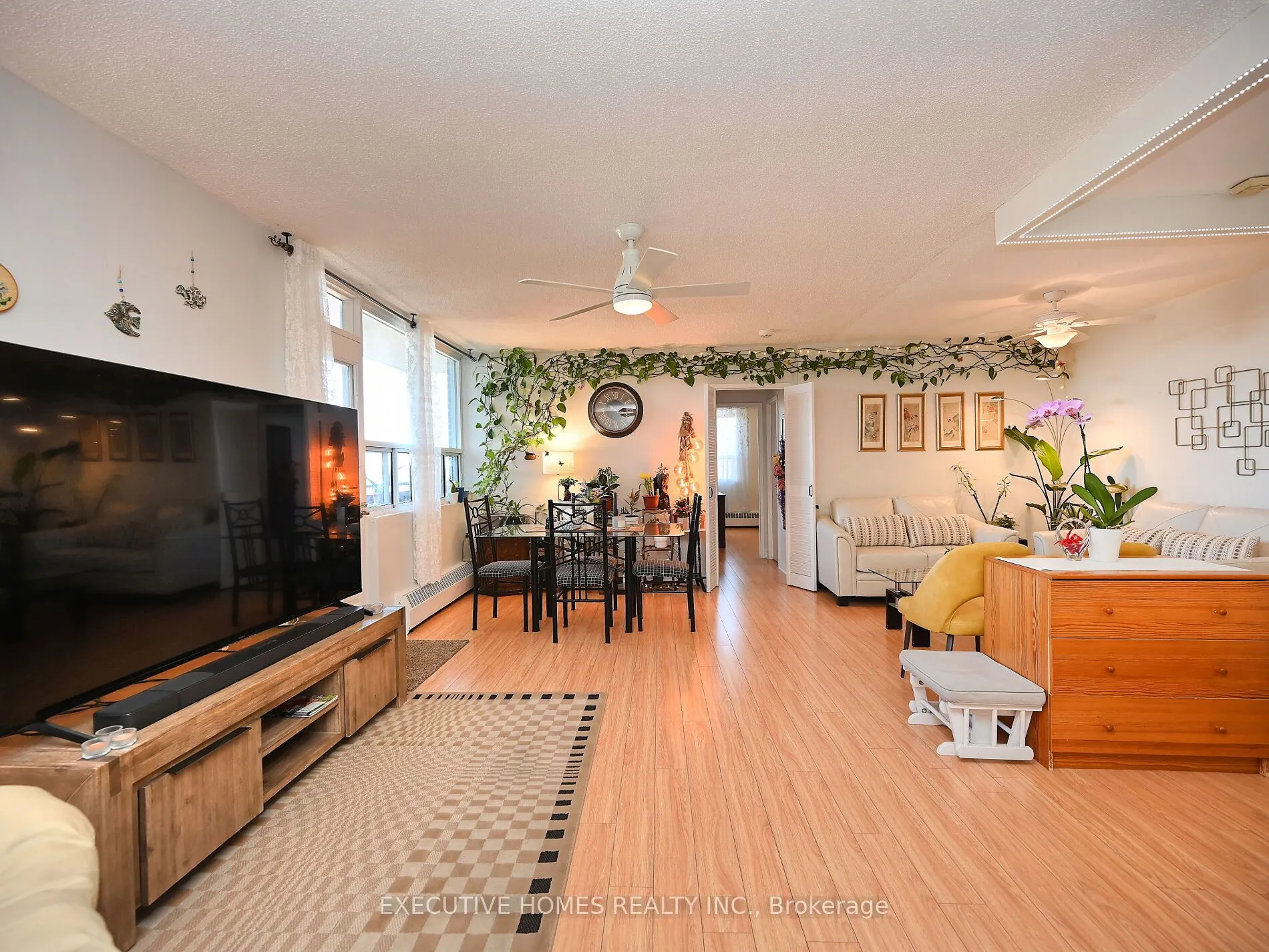 3065 Queen Frederica Drive, #1107