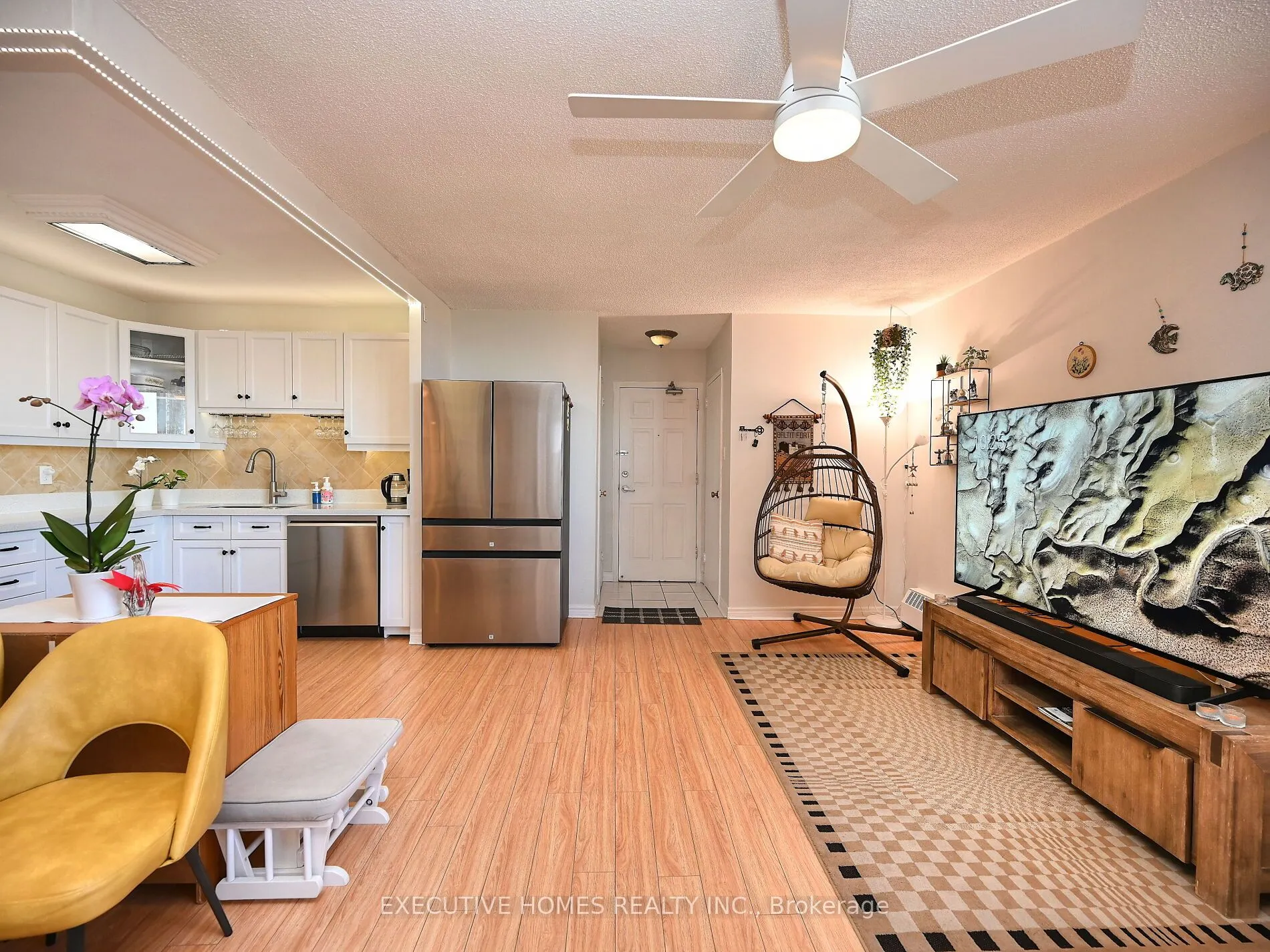 3065 Queen Frederica Drive, #1107