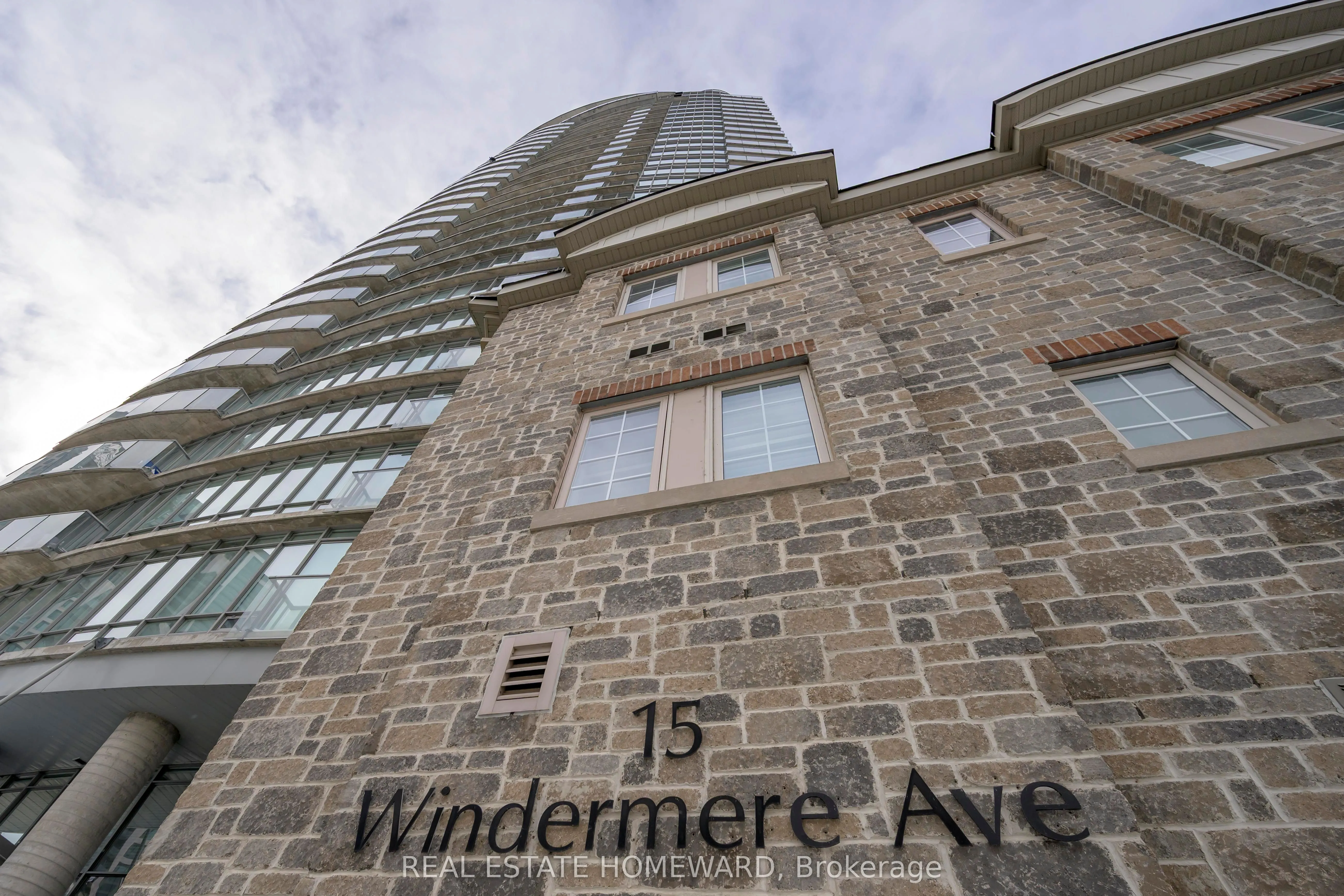 15 Windermere Avenue, #2107