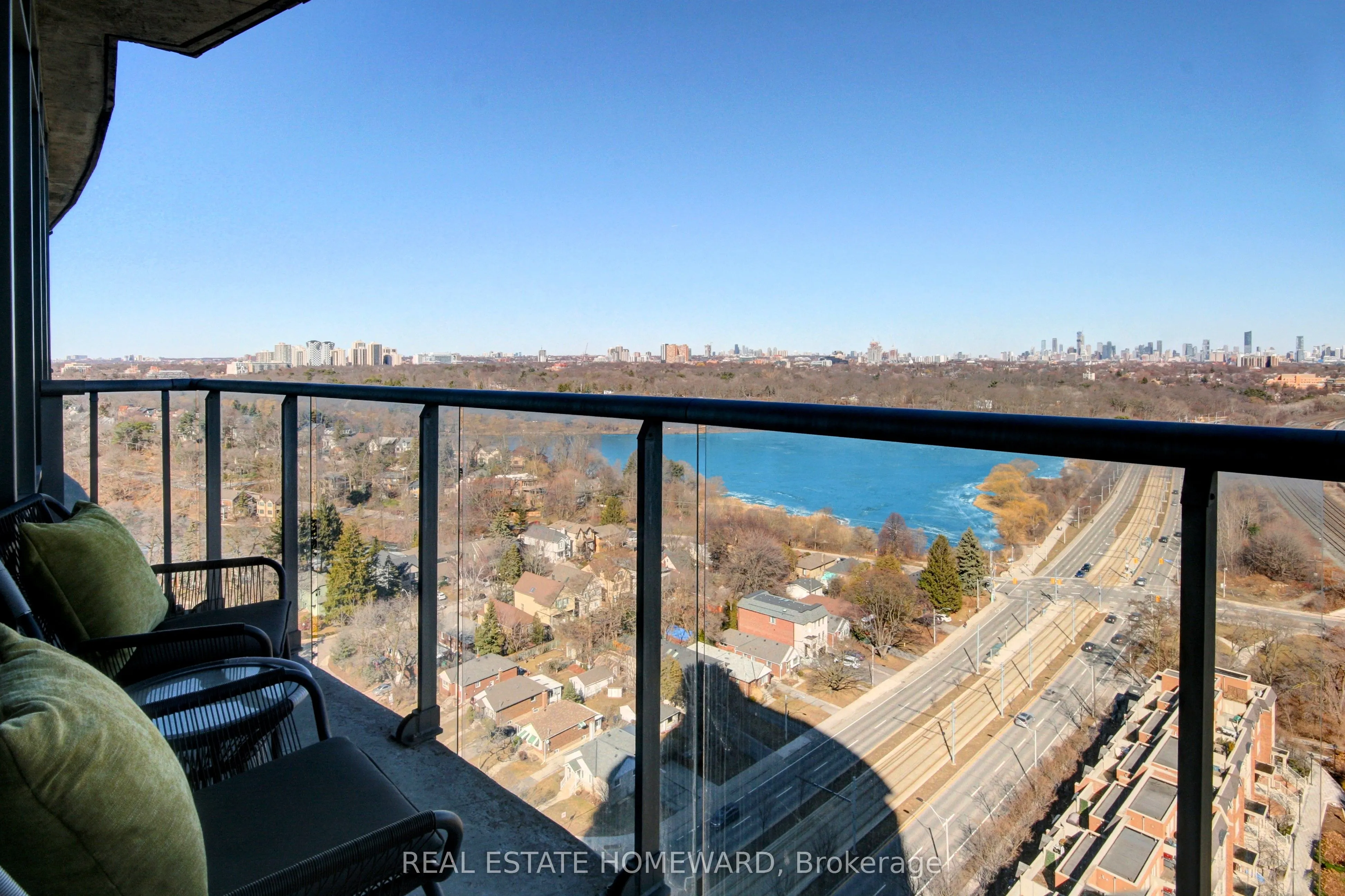 15 Windermere Avenue, #2107