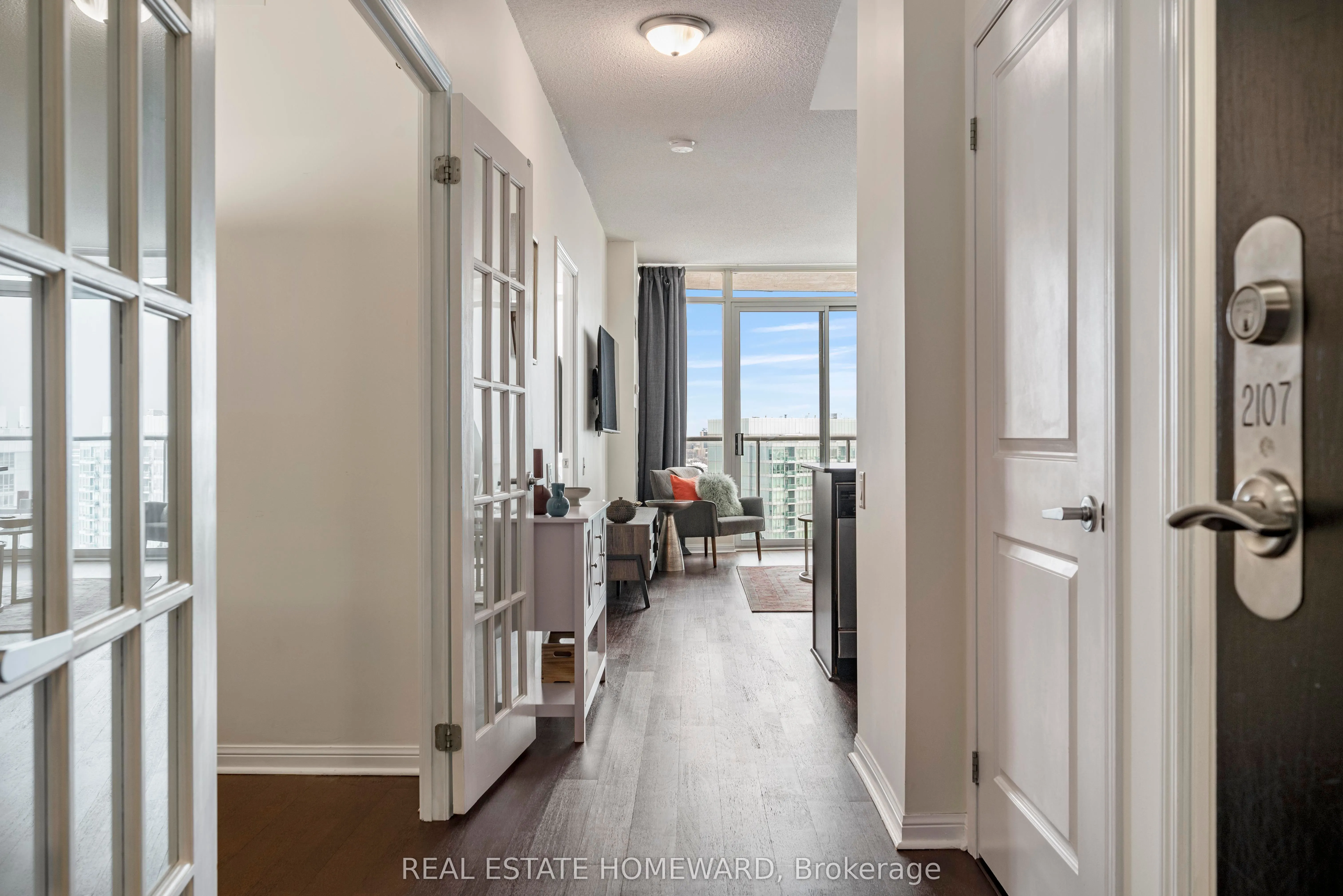 15 Windermere Avenue, #2107