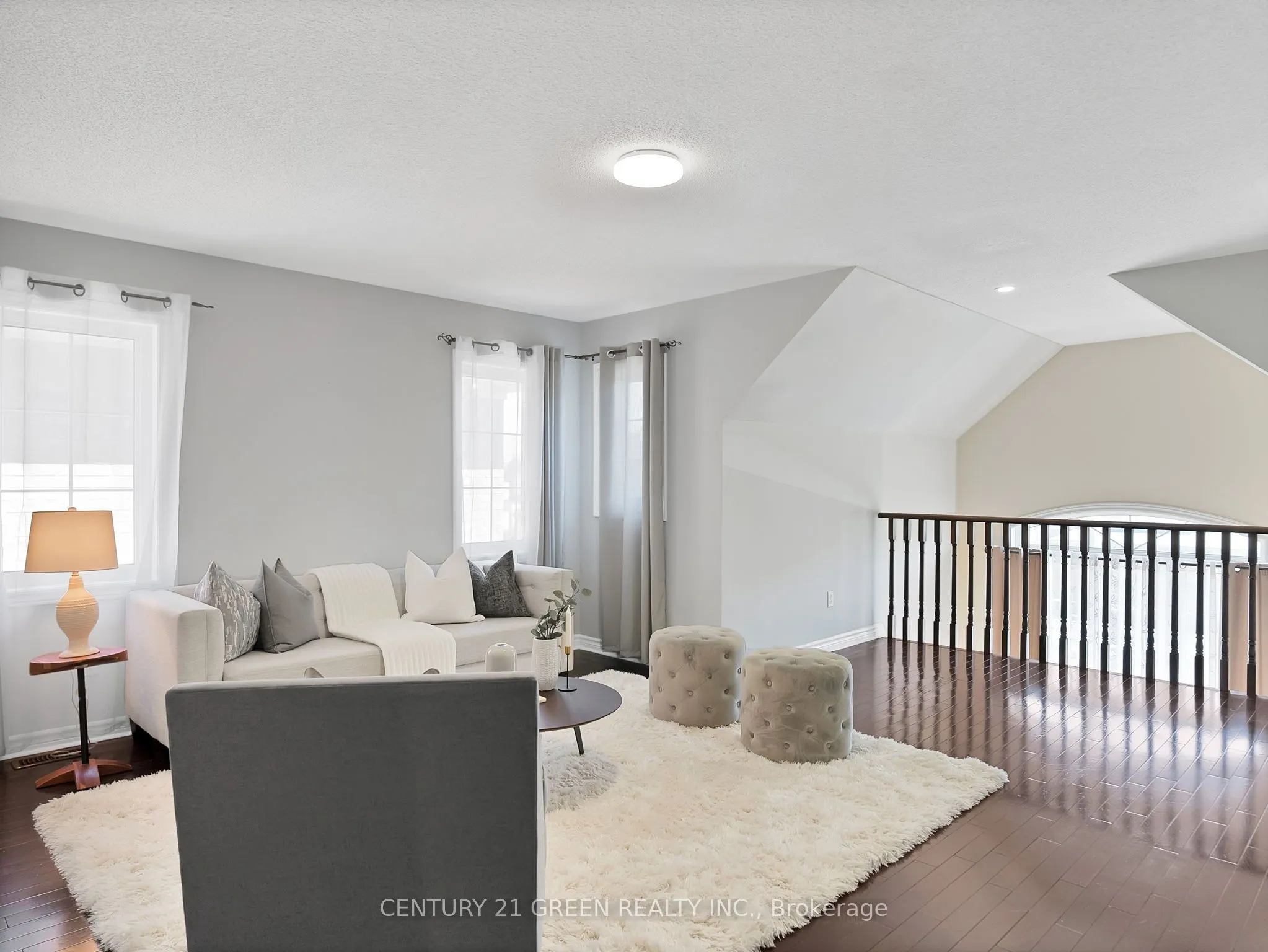 15 Oakhaven Road