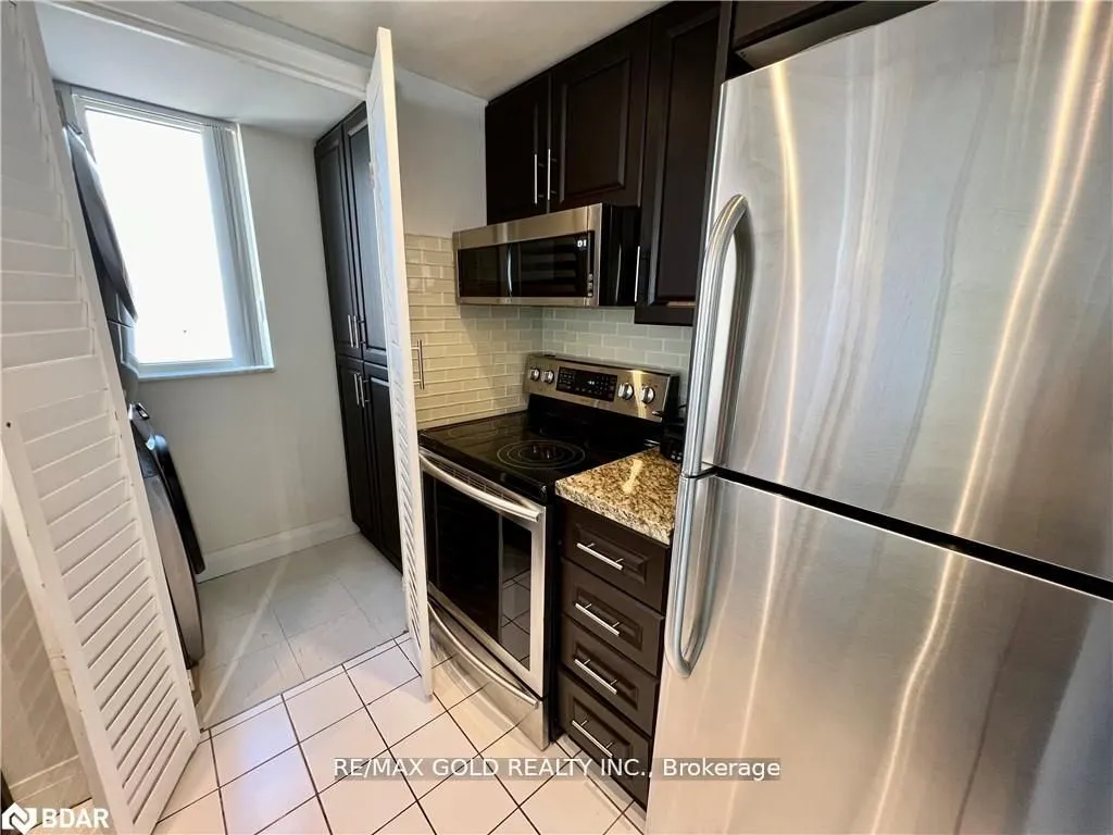 265 Enfield Place #903