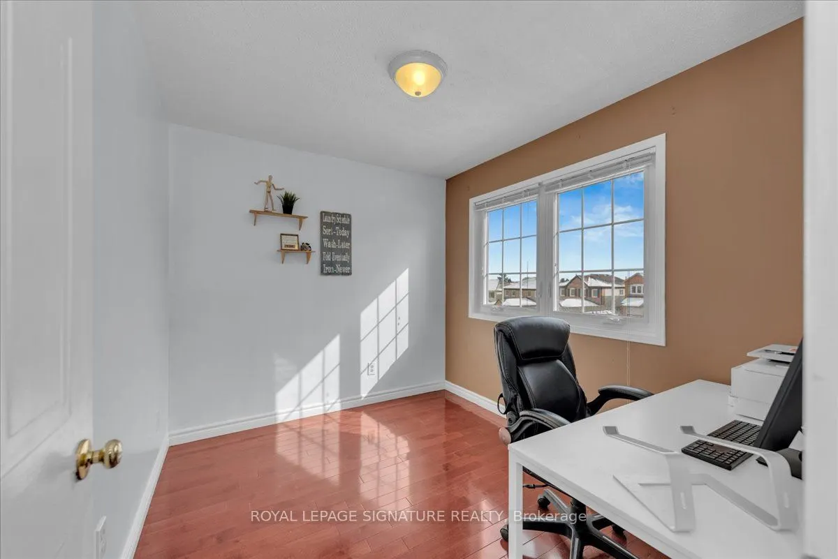 16 Nectarine Crescent