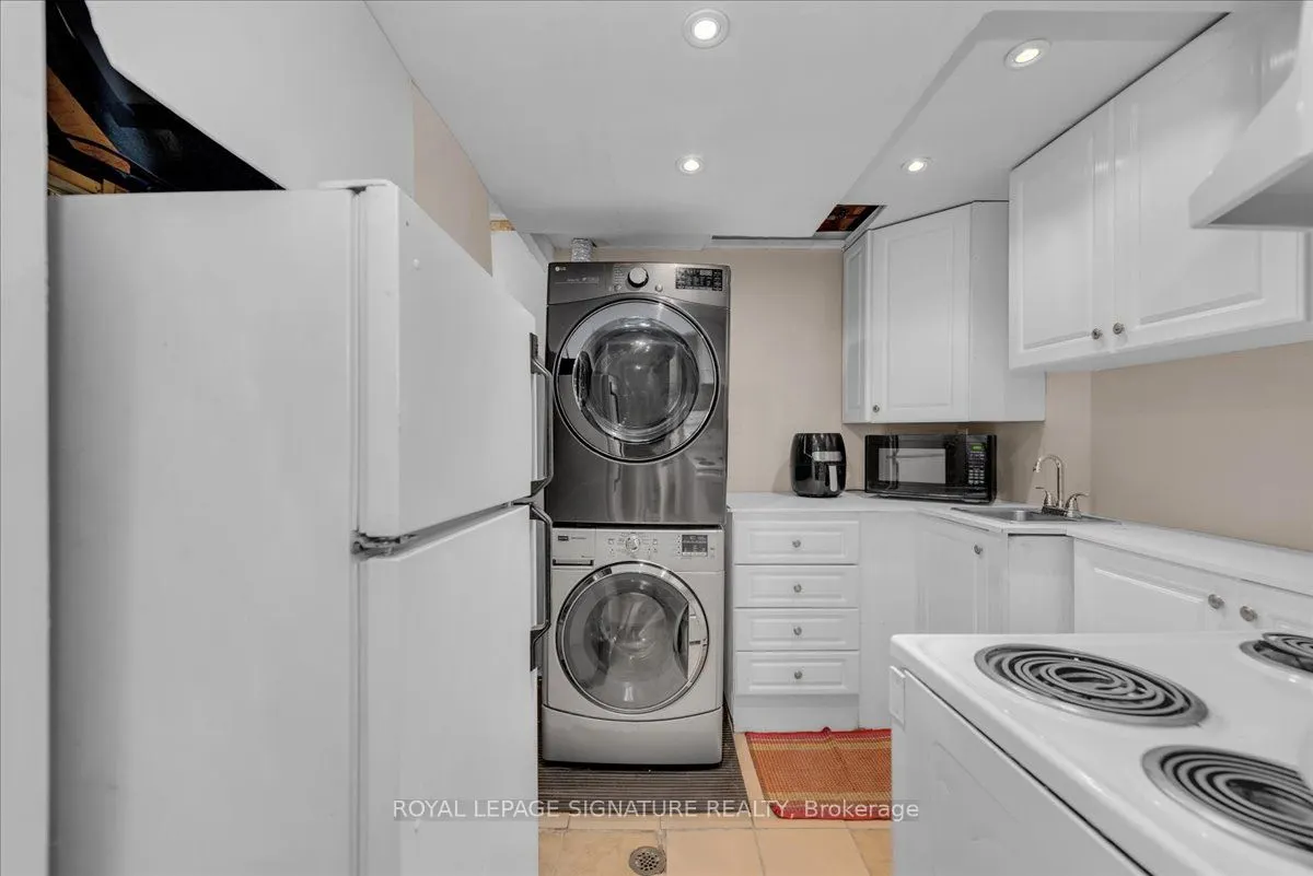 16 Nectarine Crescent