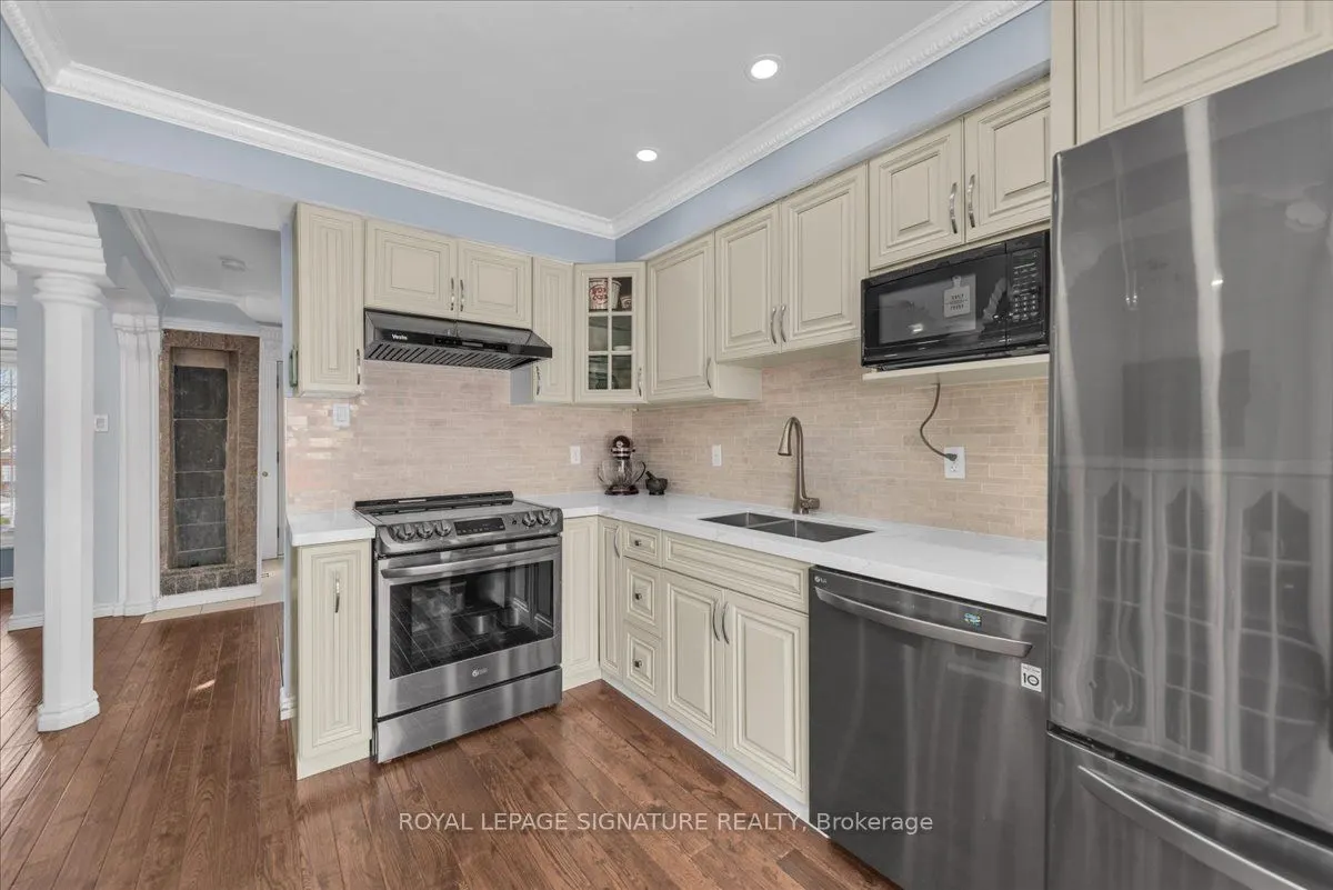16 Nectarine Crescent