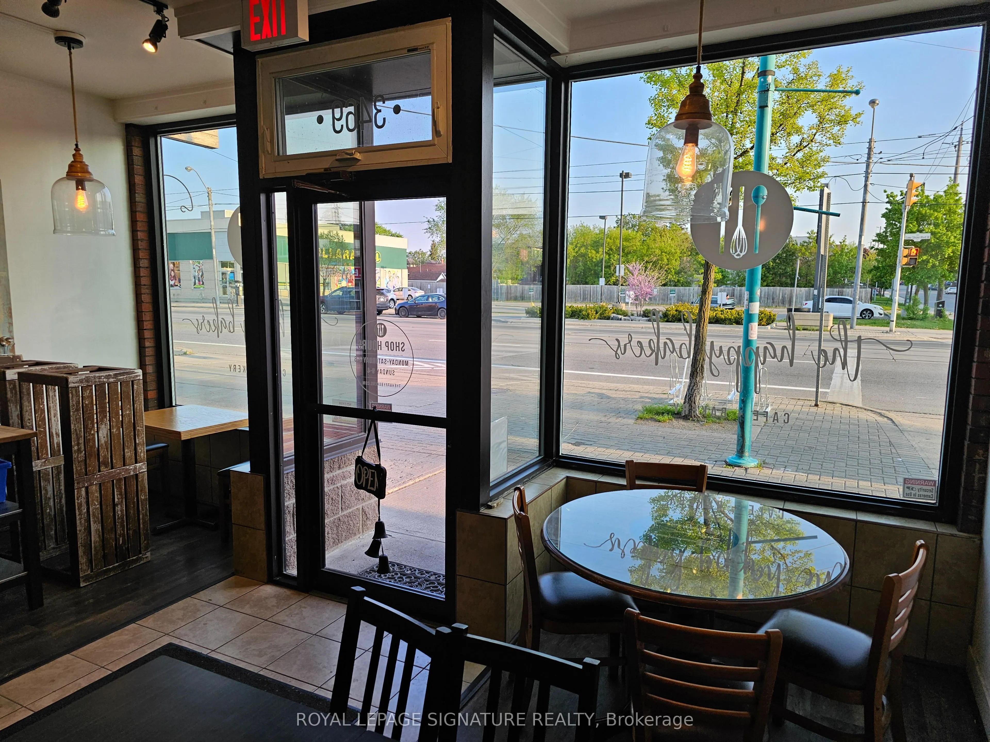 3469 Lake Shore Boulevard W