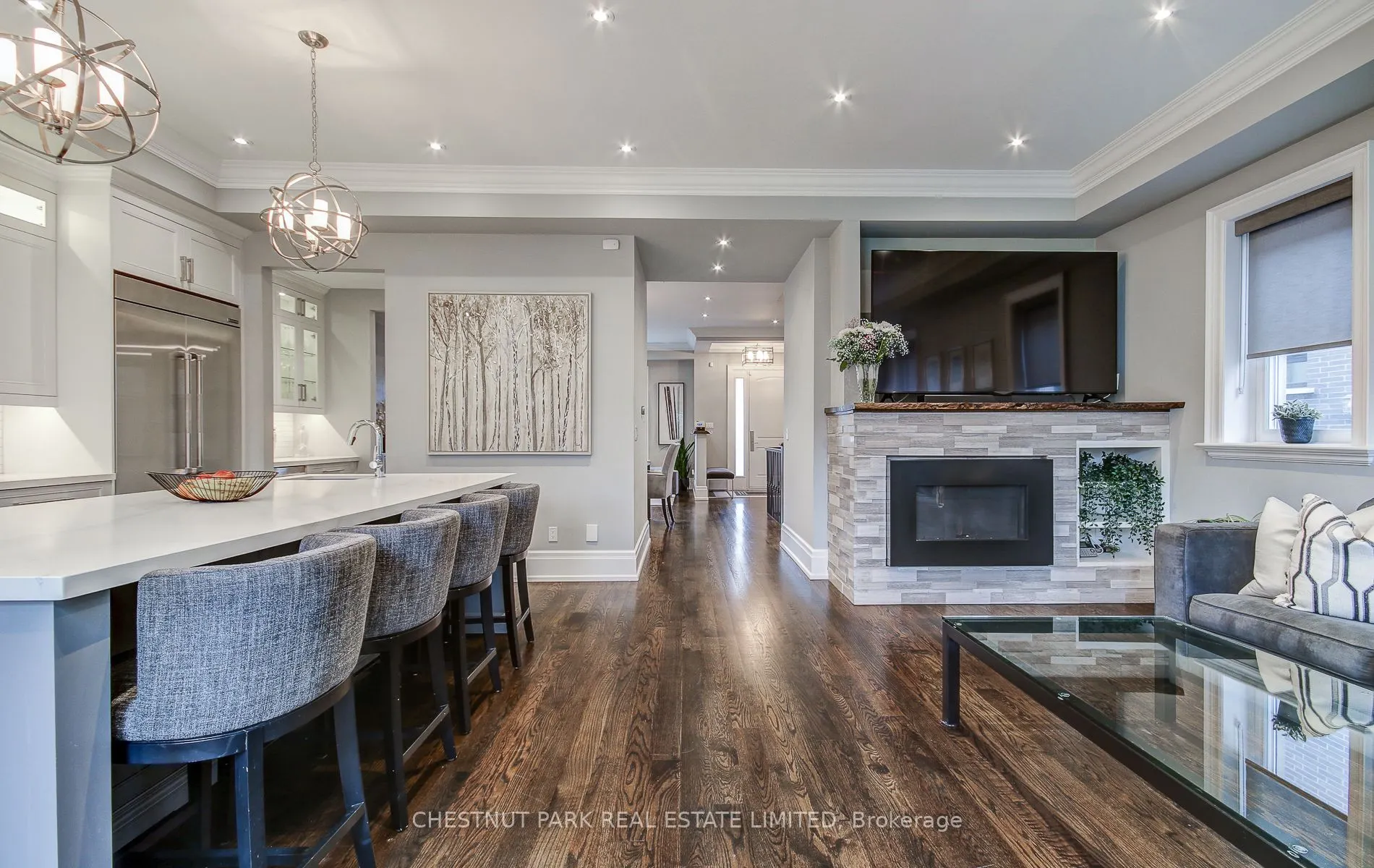 22 Lesmar Drive